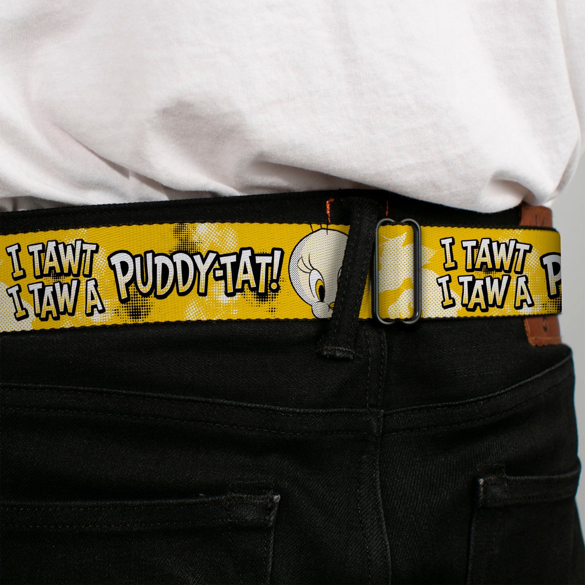 LOONEY TUNES Bullseye Title Logo Full Color White Seatbelt Belt - Looney Tunes Tweety I TAWT I TAW A PUDDY-TAT Expression Yellows Webbing Seatbelt Belts Looney Tunes