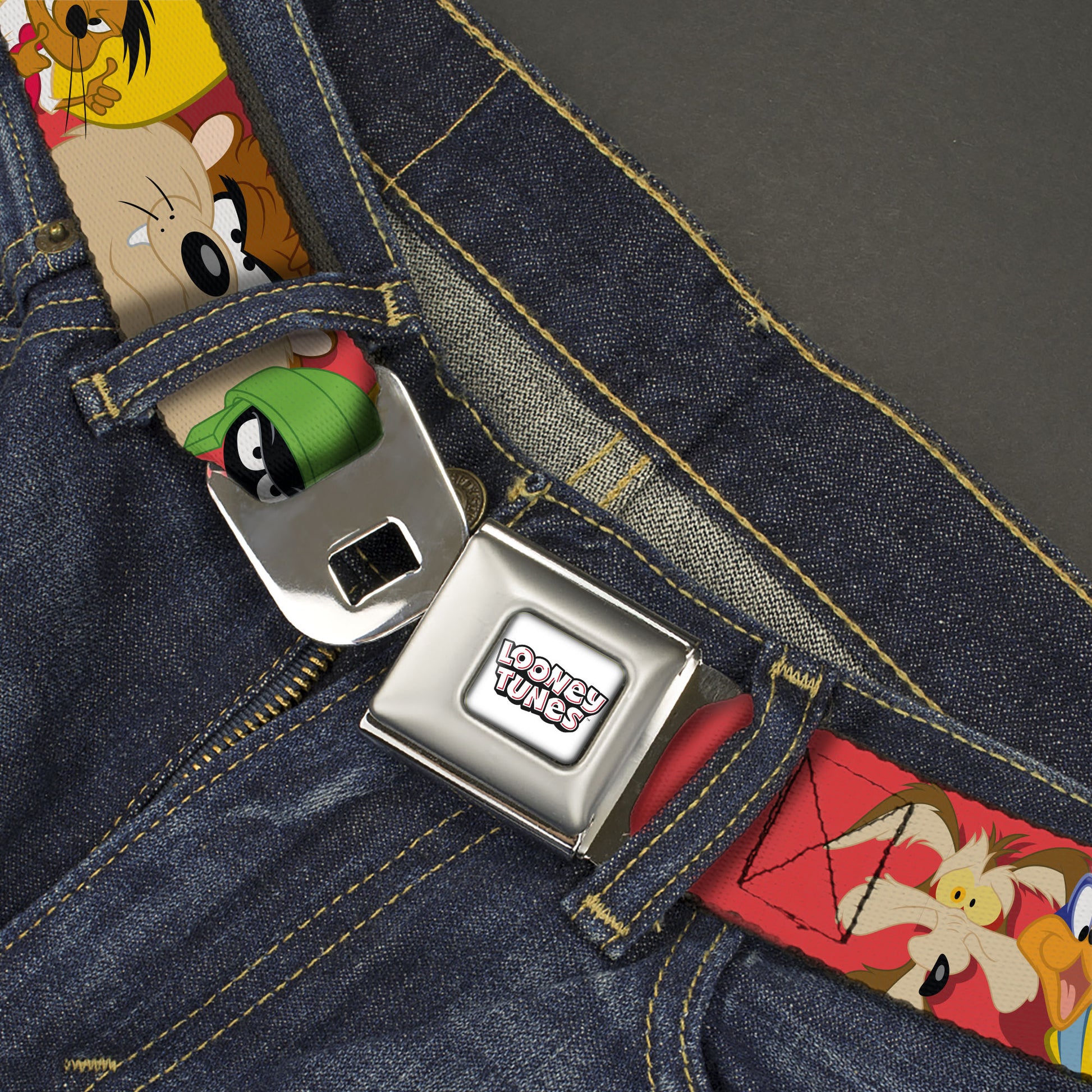 LOONEY TUNES Text Title Logo Full Color White Seatbelt Belt - Looney Tunes Twelve Character Expressions Red Webbing Seatbelt Belts Looney Tunes