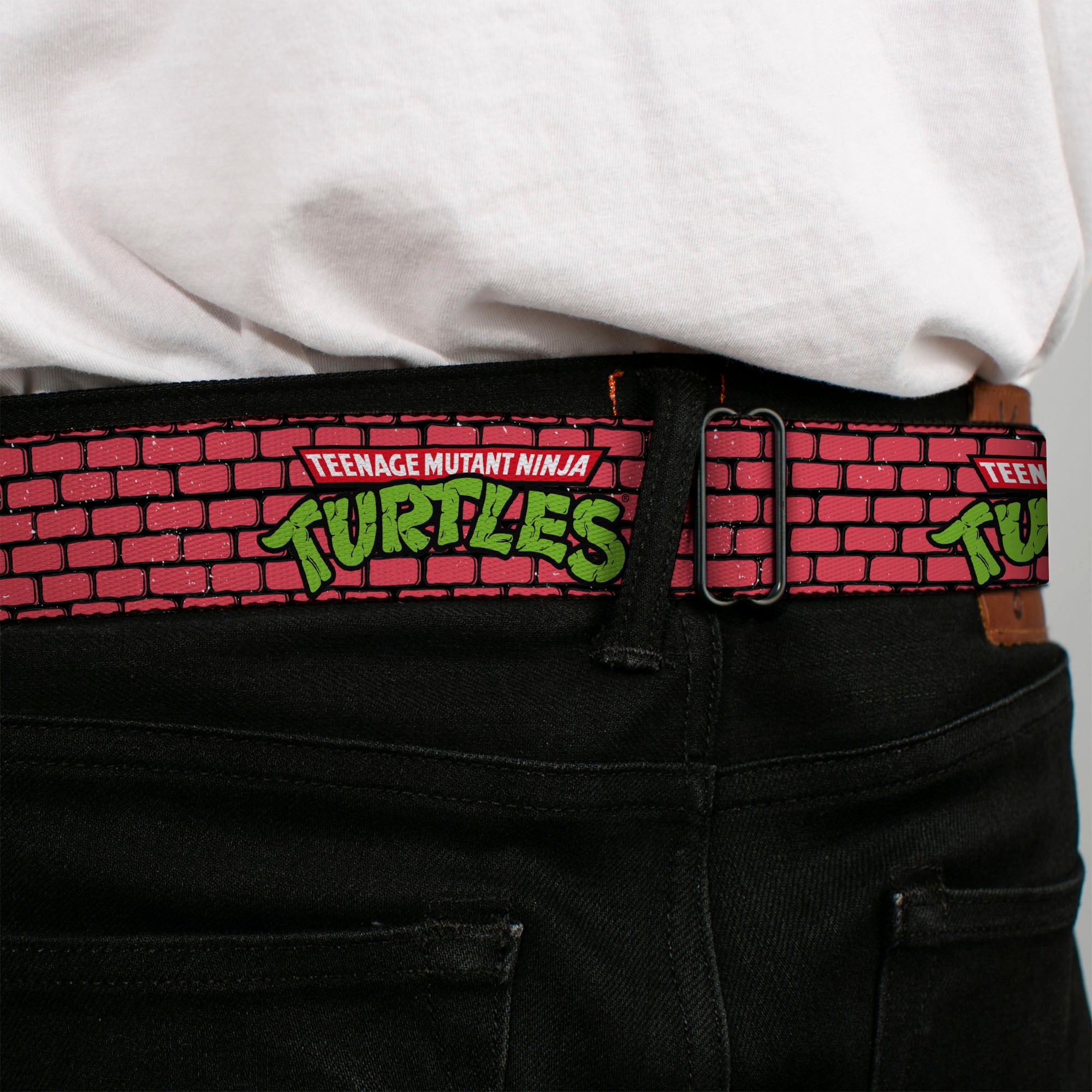 Classic TEENAGE MUTANT NINJA TURTLES Logo Seatbelt Belt - TEENAGE MUTANT NINJA TURTLES Brick Title Logo Red Webbing Seatbelt Belts Teenage Mutant Ninja Turtles