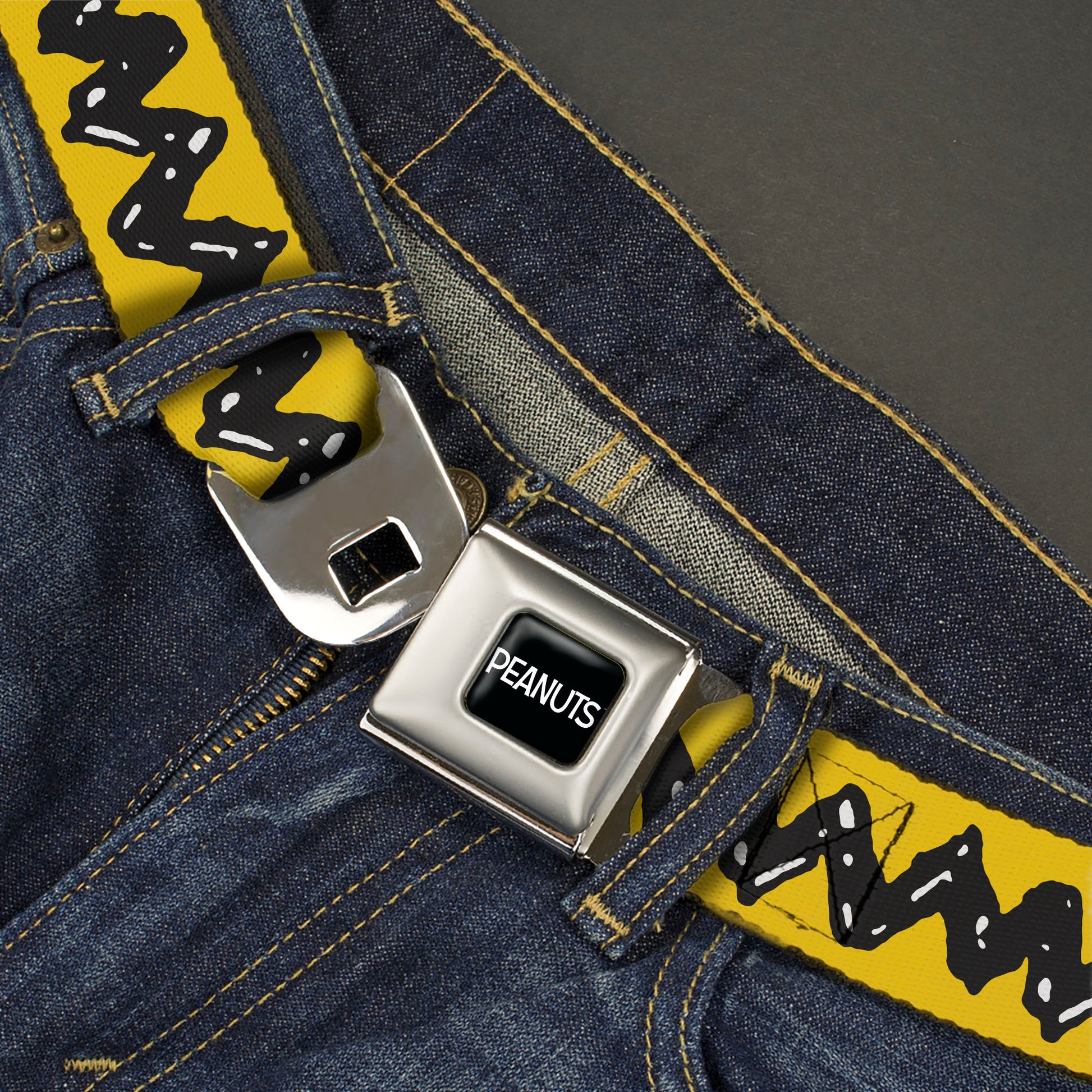 PEANUTS Title Logo Full Color Black/White Seatbelt Belt - Peanuts Charlie Brown Zig Zag Stripe Yellow/Black Webbing Seatbelt Belts Peanuts