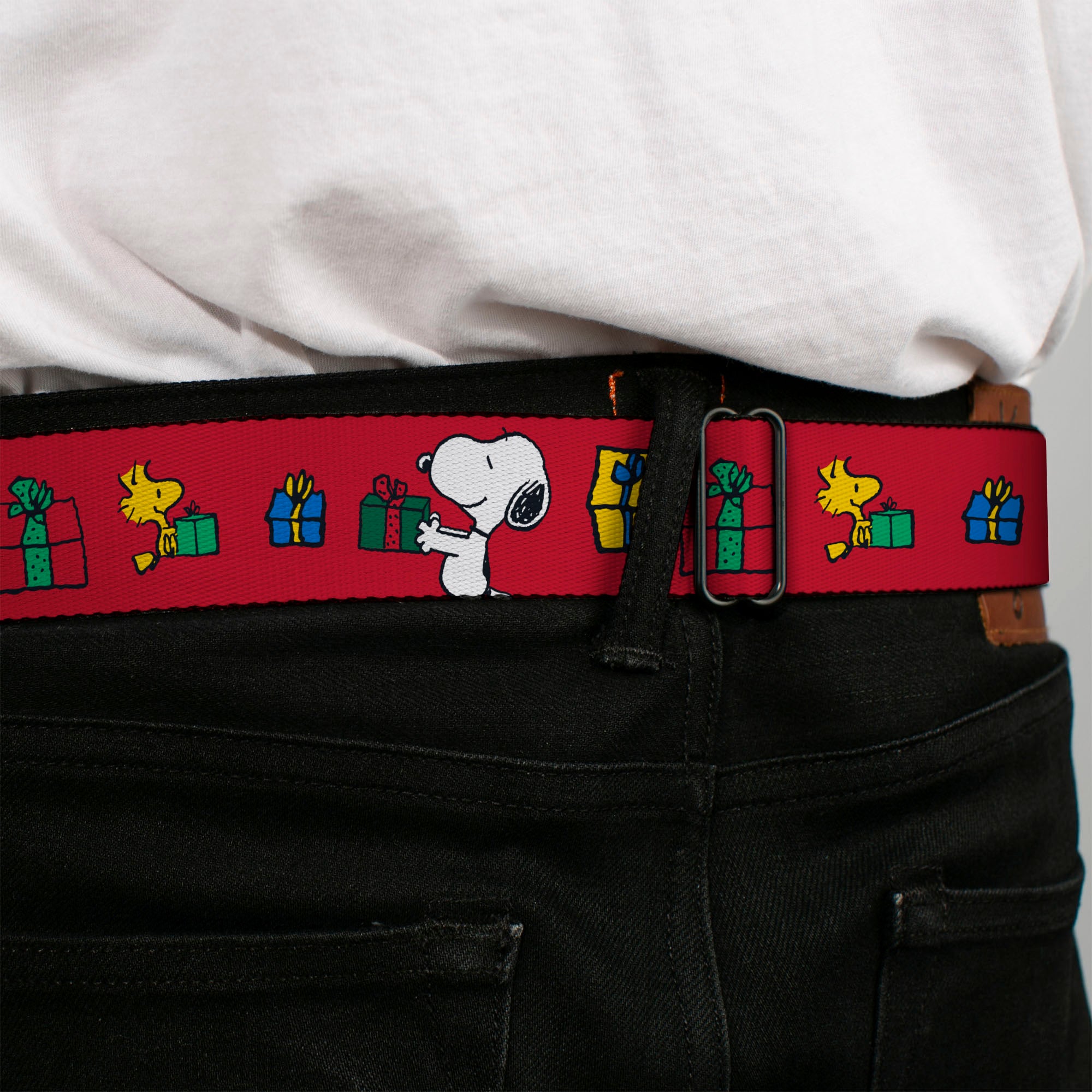 PEANUTS Title Logo Full Color Black/White Seatbelt Belt - Snoopy and Woodstock Holiday Gift Exchange Pose Red Webbing Seatbelt Belts Peanuts
