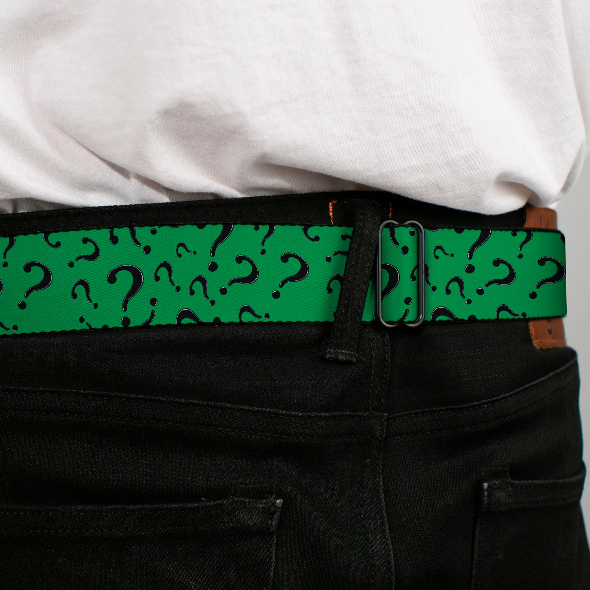Riddler "?" Full Color Black Green Seatbelt Belt - Question Mark Scattered3 Dark Green/Black Webbing Seatbelt Belts DC Comics