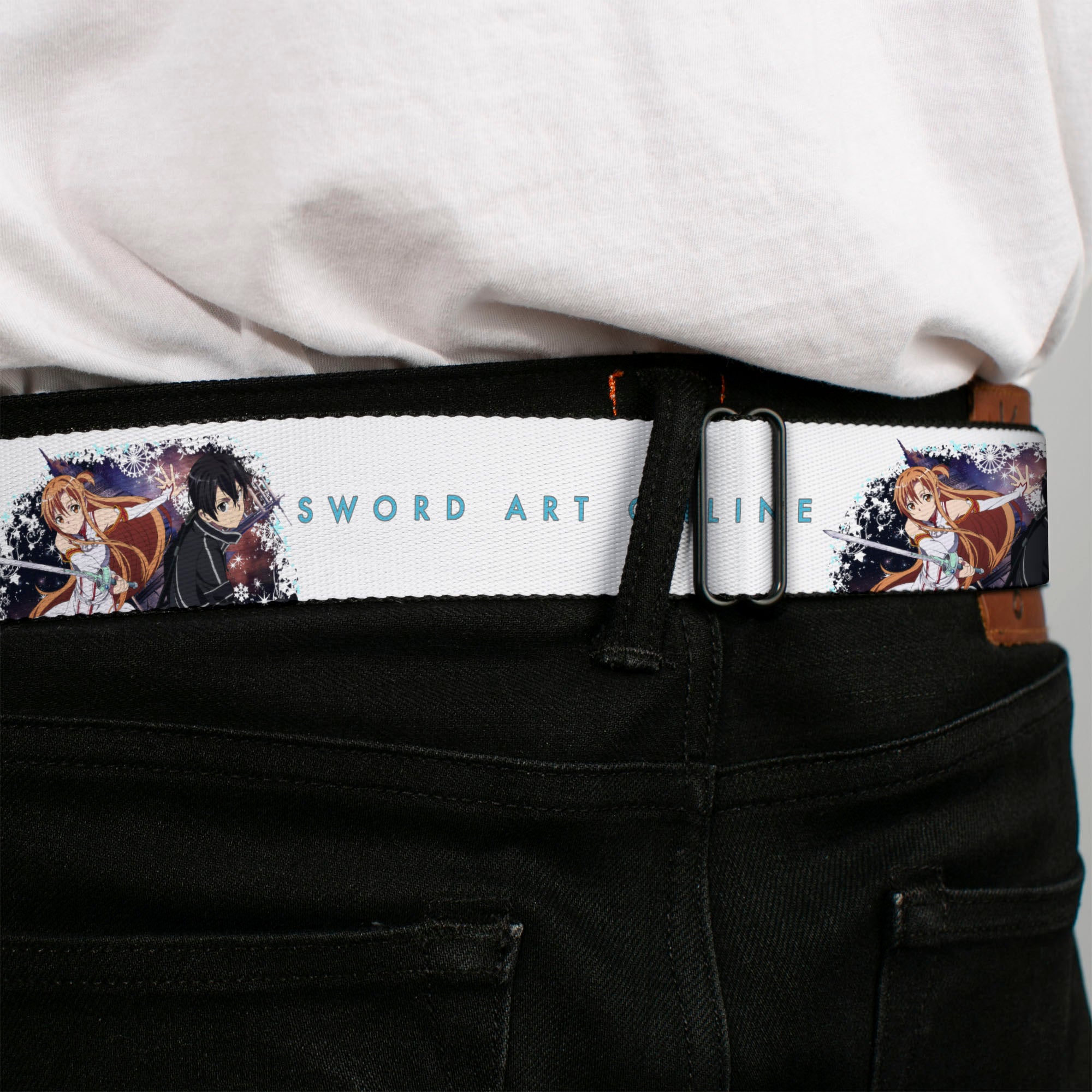 SWORD ART ONLINE Title Logo Full Color White/Blue Seatbelt Belt - SWORD ART ONLINE Asuna and Kirito Action Pose and Title Logo White Webbing