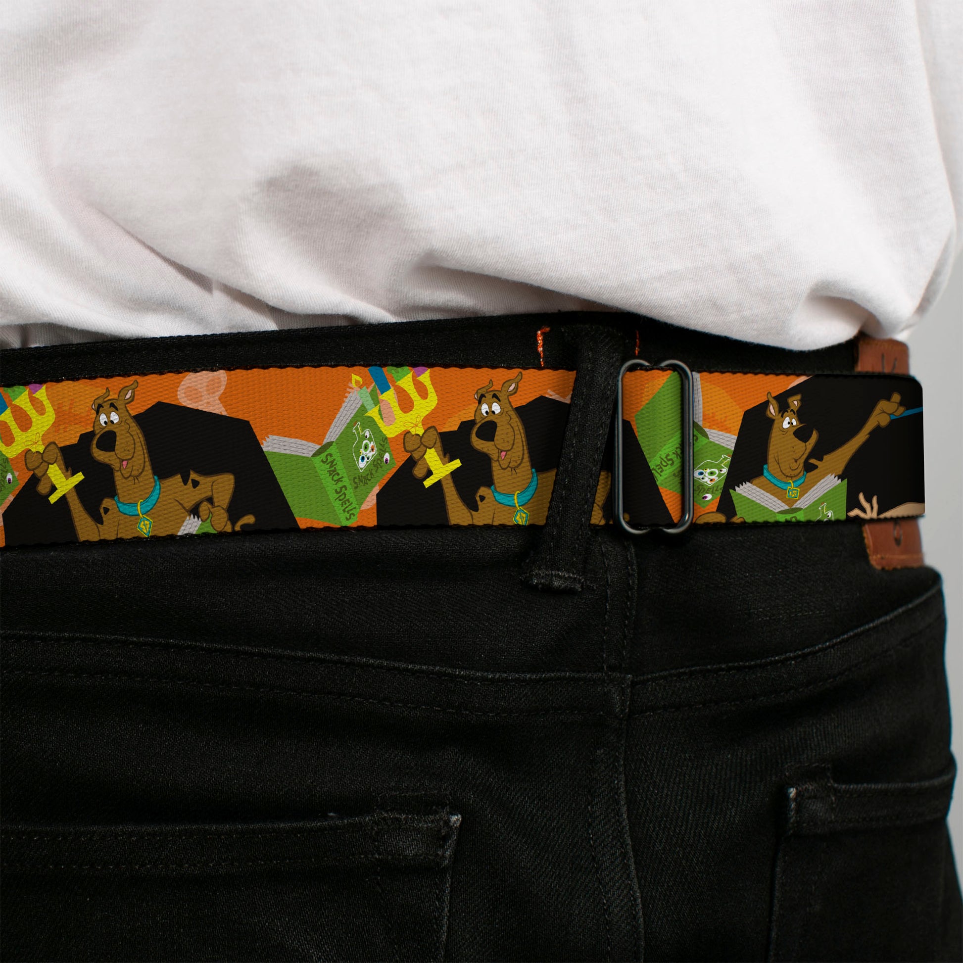 Scooby Doo Face Full Color Black Seatbelt Belt - Scooby Doo Halloween/Snack Spells Webbing Seatbelt Belts Scooby Doo