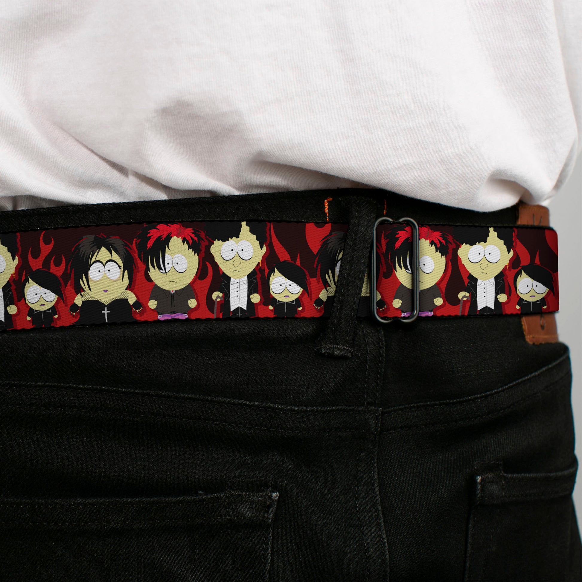 SOUTH PARK Title Logo Full Color Black/White Seatbelt Belt - South Park Goth Kids Poses Flame Reds Webbing Seatbelt Belts South Park