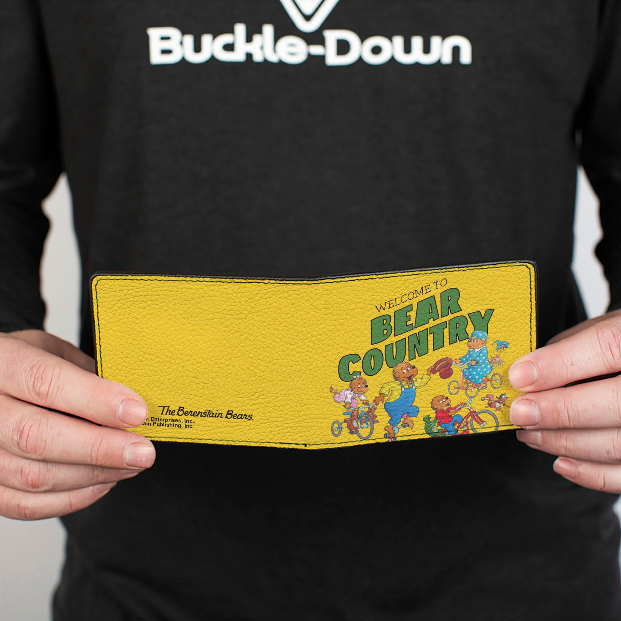 Bi-Fold Wallet - The Berenstain Bears WELCOME TO BEAR COUNTRY Pose Yellow Bi-Fold Wallets The Berenstain Bears