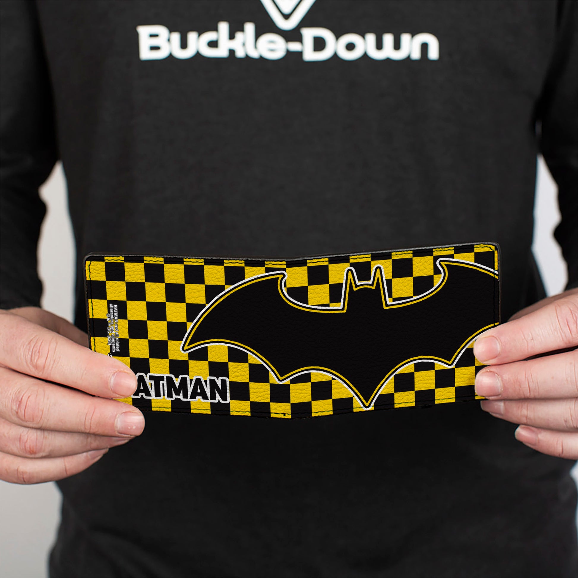 Bi-Fold Wallet - BATMAN Bat Logo Close-Up Checker Yellow Black Bi-Fold Wallets DC Comics