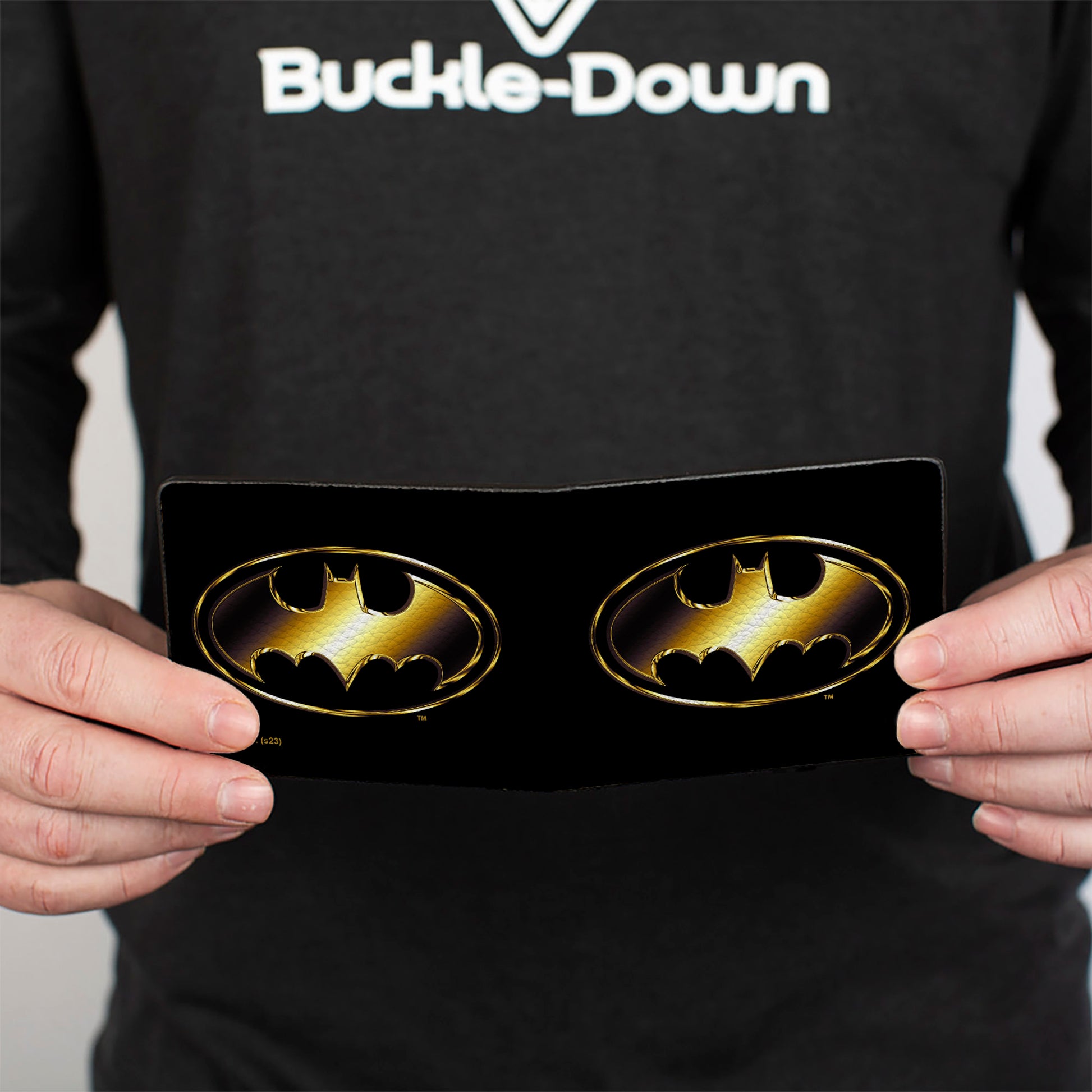 Bi-Fold Wallet - Justice League Batman Bat Signal Logo Black/Gold Bi-Fold Wallets DC Comics