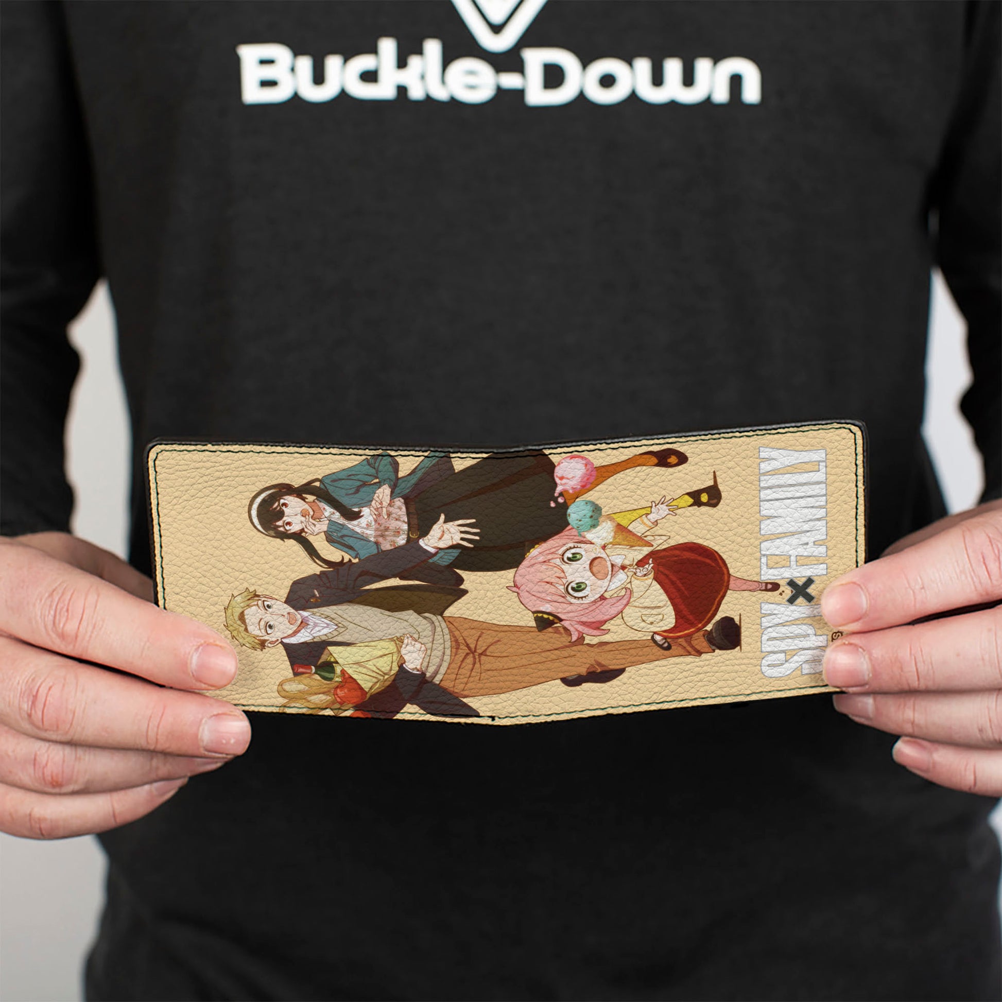 Bi-Fold Wallet - Spy x Family Forger Family Shopping Group Pose Beige Bi-Fold Wallets Spy x Family