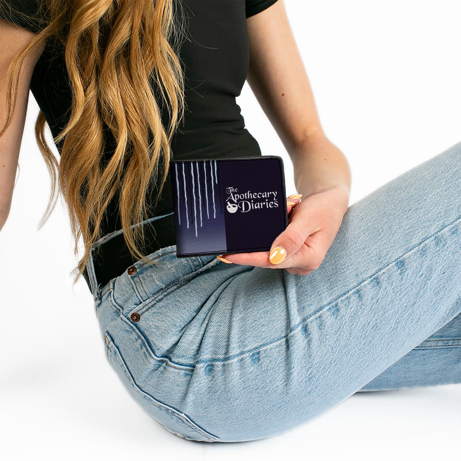 Bi-Fold Wallet - THE APOTHECARY DIARIES Maomao Scene and Title Logo Black/White Bi-Fold Wallets The Apothercary Diaries