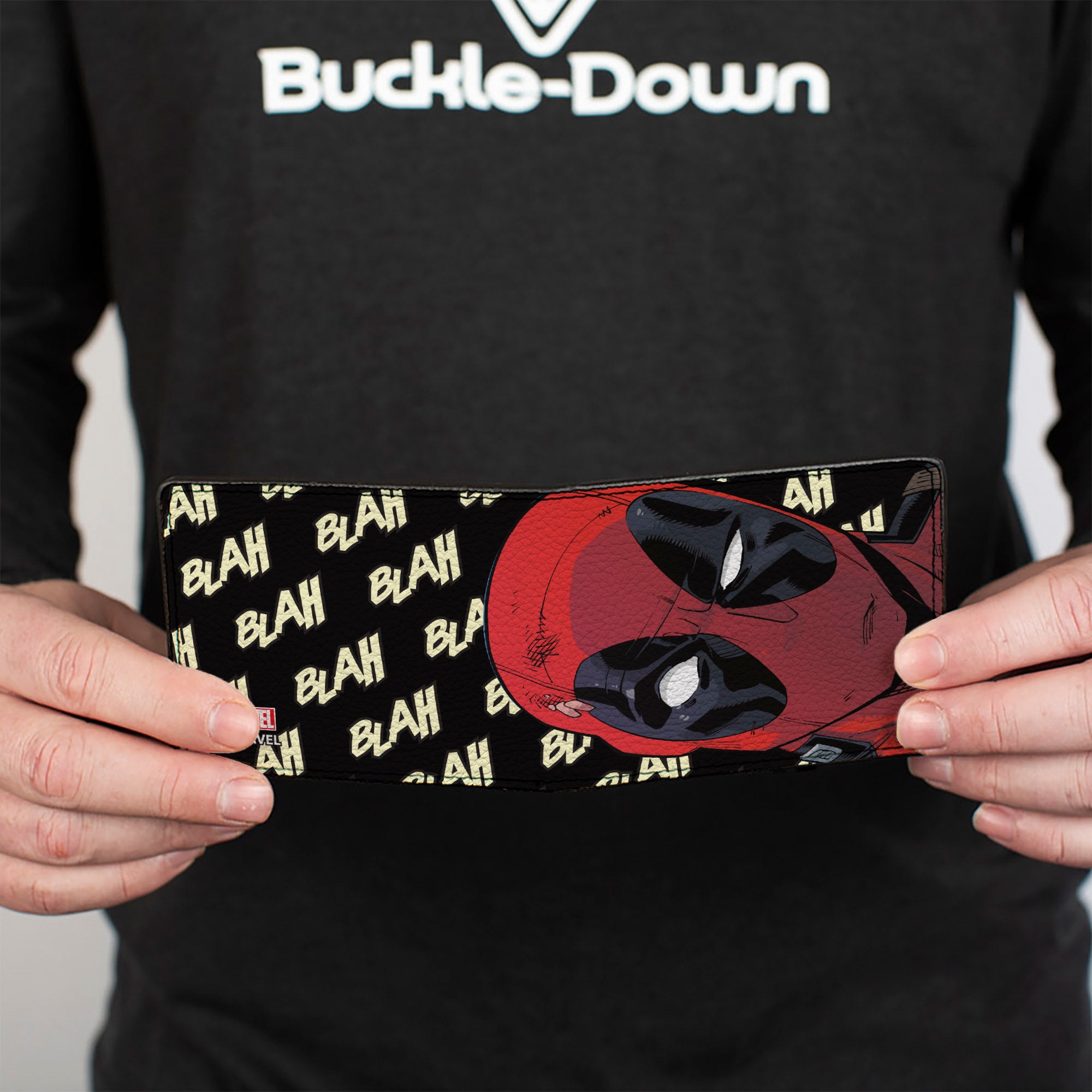 MARVEL DEADPOOL Bi-Fold Wallet - Deadpool Face CLOSE-UP/BLAH BLAH BLAH Text Black/Ivory Bi-Fold Wallets Marvel Comics