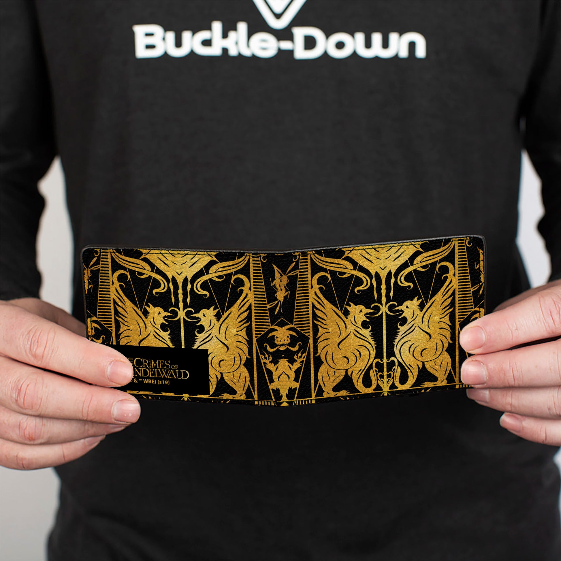 Bi-Fold Wallet - Fantastic Beasts The Crimes of Grindelwald Obscurus Book Binding CLOSE-UP Black Golds Bi-Fold Wallets Fantastic Beasts and Where to Find Them