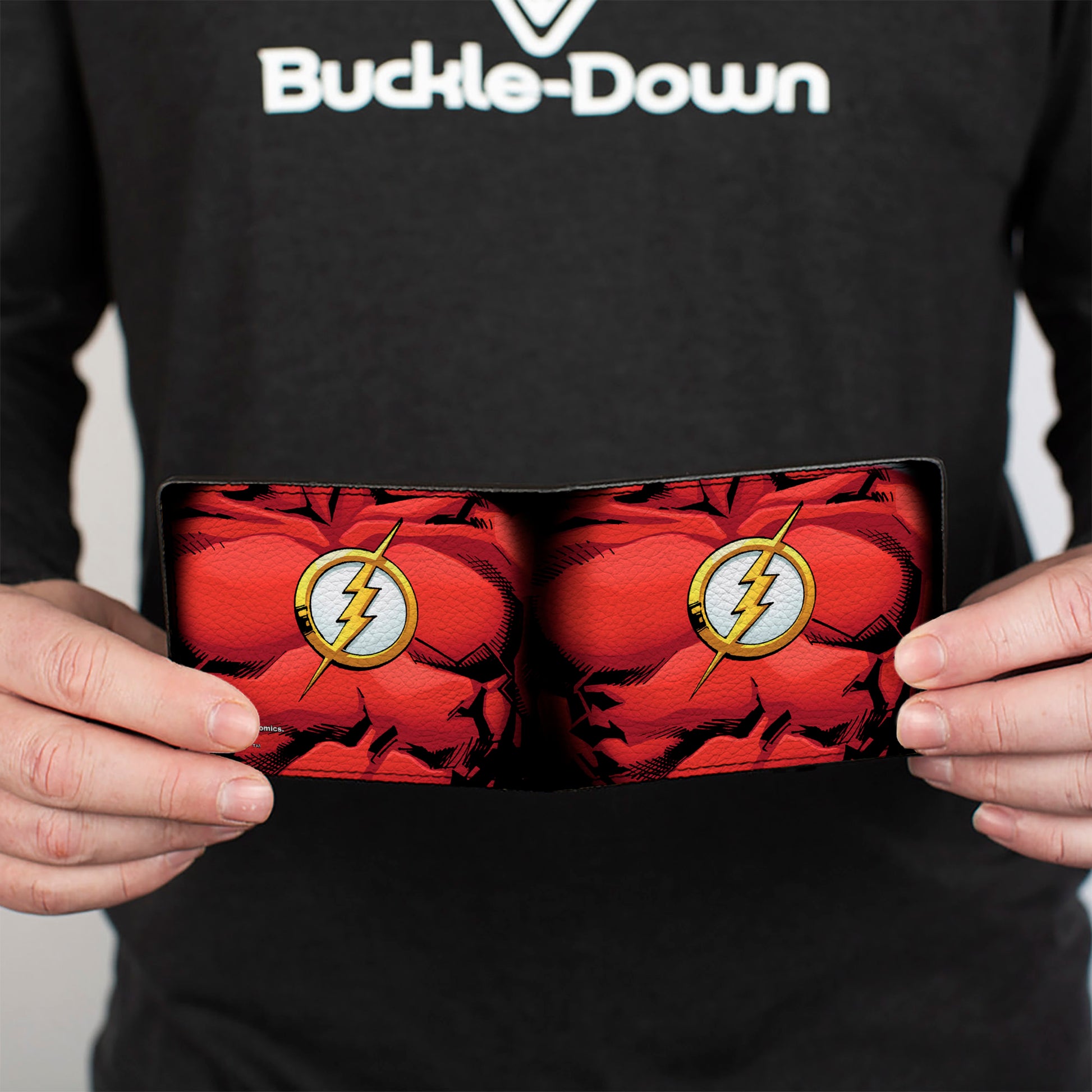 Bi-Fold Wallet - Flash Chest Logo Bi-Fold Wallets DC Comics