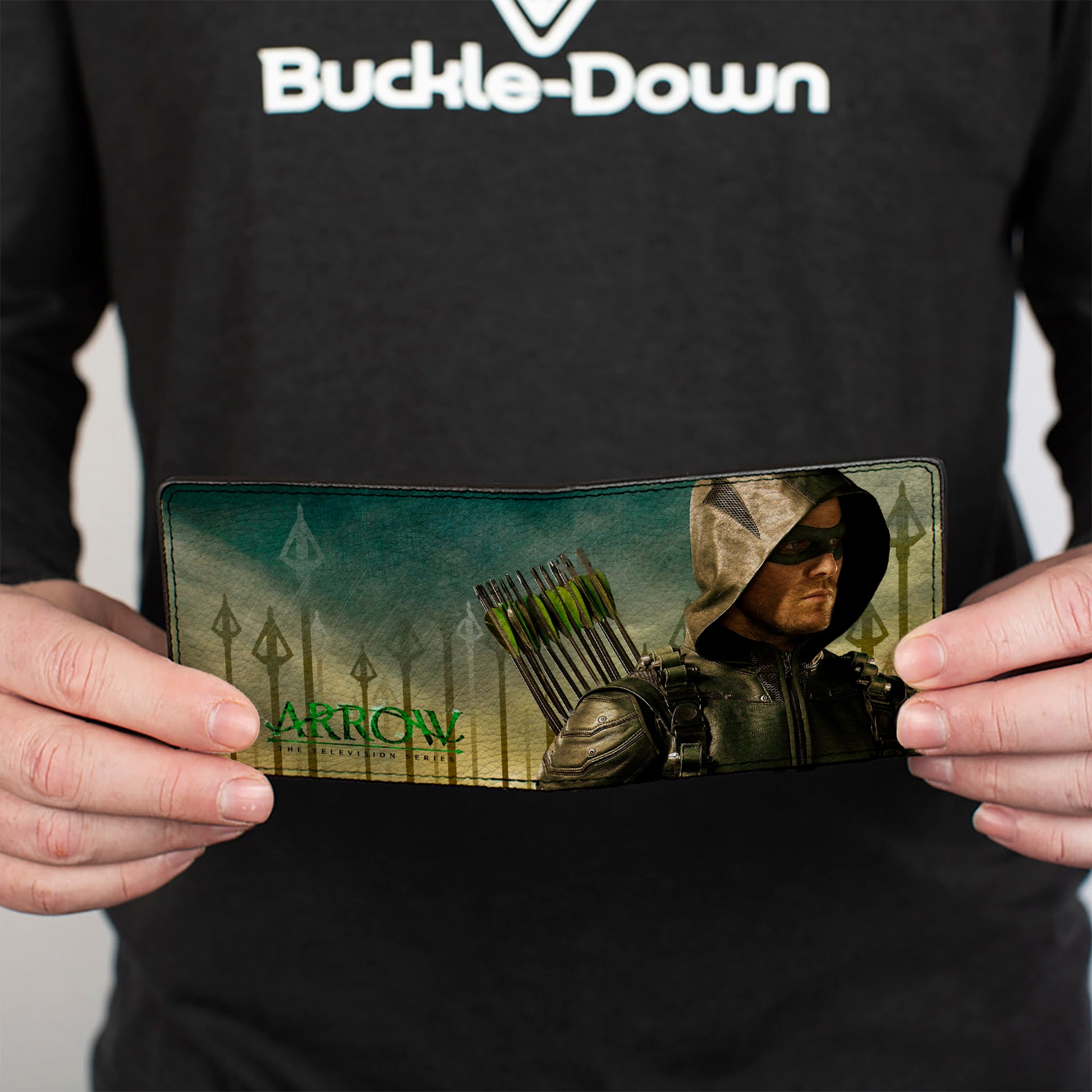 Bi-Fold Wallet - ARROW Standing Pose Arrow Tips Green-Tan Fade Bi-Fold Wallets DC Comics