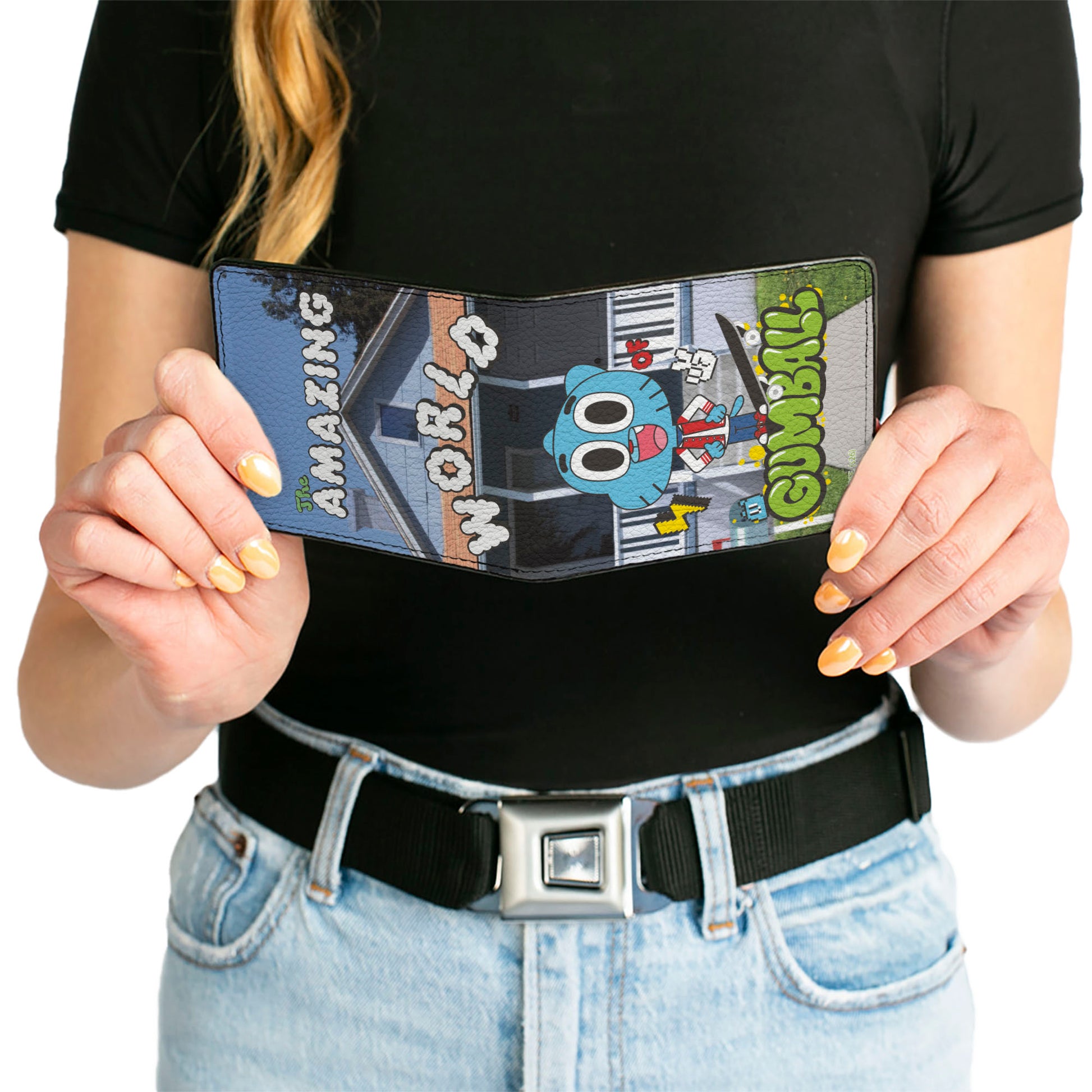 Bi-Fold Wallet - THE AMAZING WORLD OF GUMBALL Text and House Pose Bi-Fold Wallets The Amazing World of Gumball