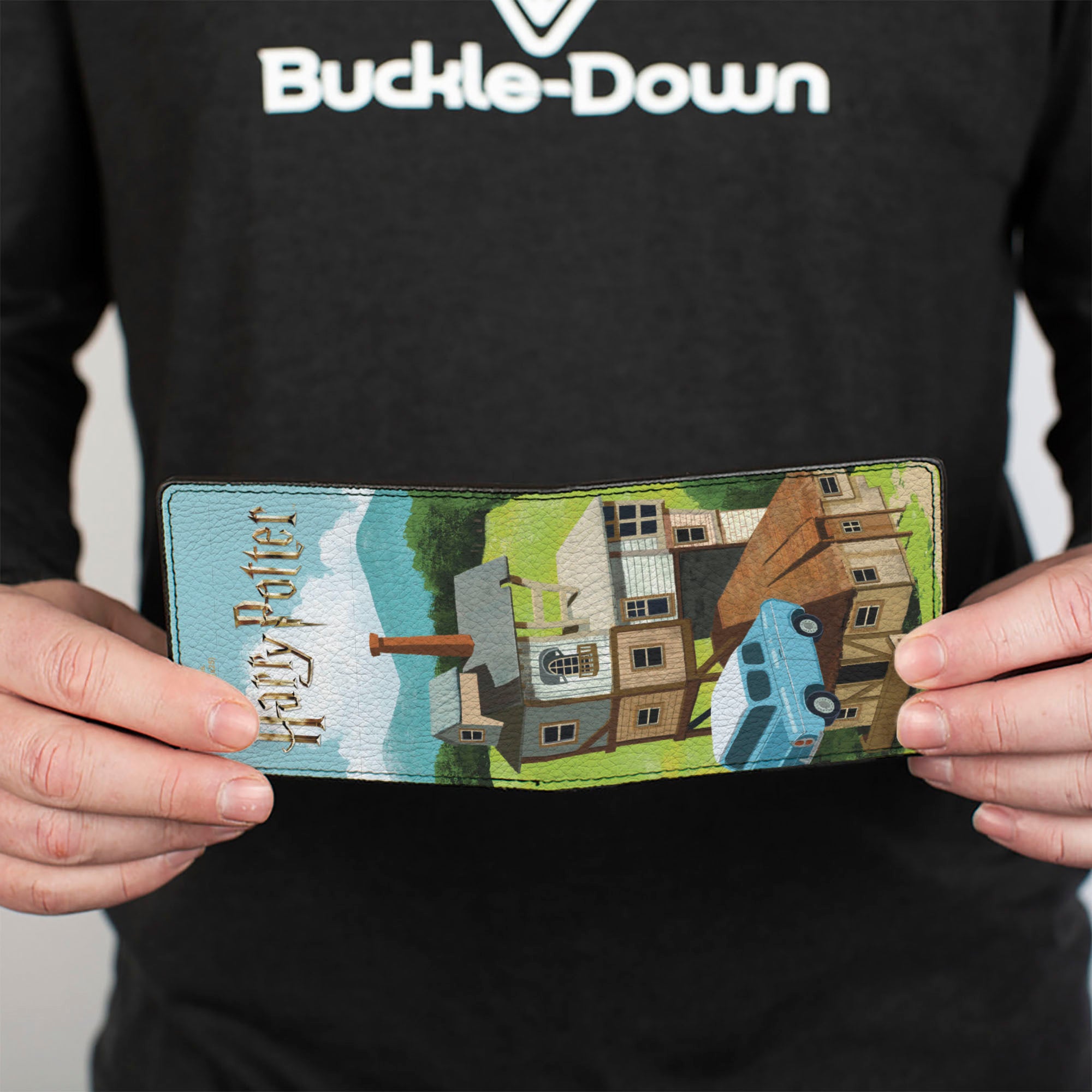 Bi-Fold Wallet - Harry Potter the Burrow Weasley Family Home Scene Bi-Fold Wallets Harry Potter