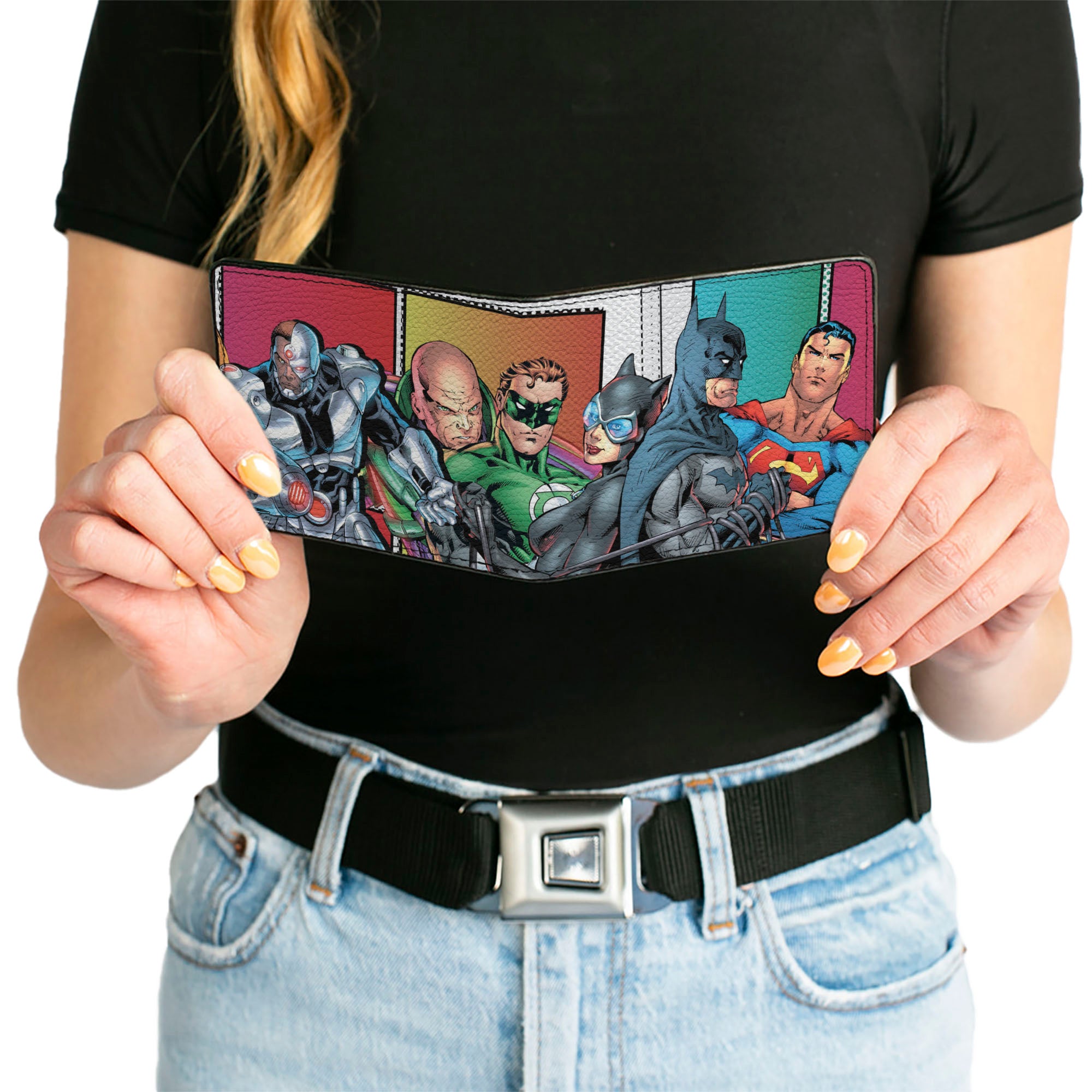 Bi-Fold Wallet - Justice Leage 4-Superheroes and 2-Villains Group Pose Halftone Blocks Multi Color Bi-Fold Wallets DC Comics