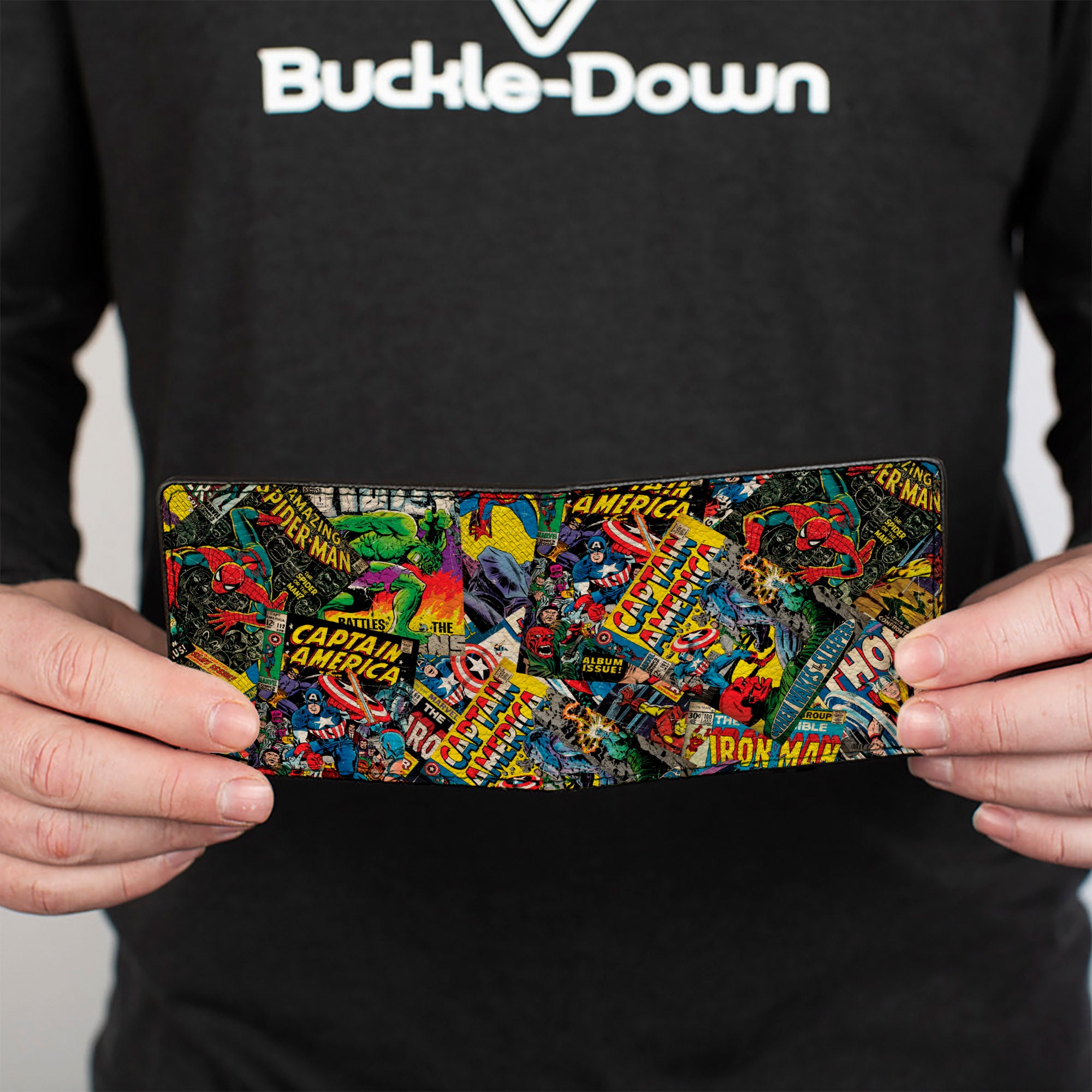 MARVEL COMICS  

Bi-Fold Wallet - Retro Marvel Comic Books Stacked