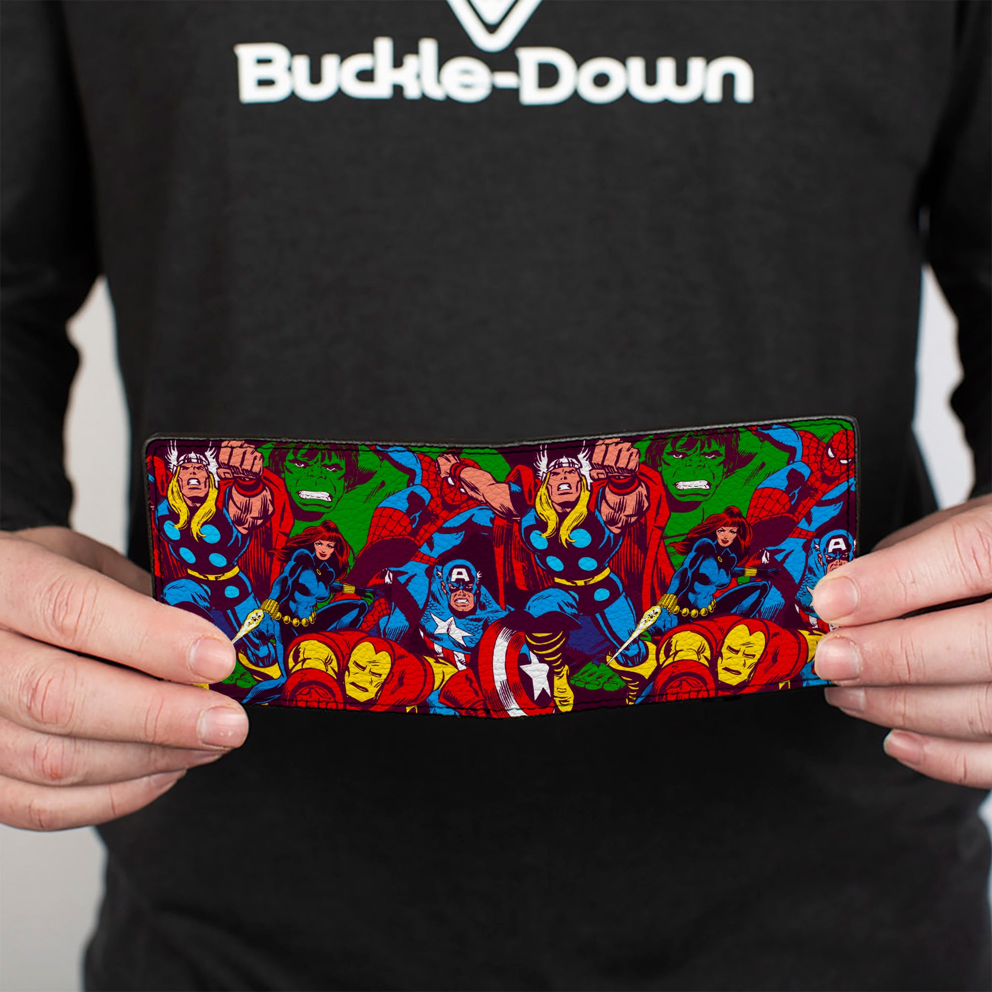 MARVEL COMICS Bi-Fold Wallet - Retro Avenger 6-Superhero Action Poses Stacked Bi-Fold Wallets Marvel Comics
