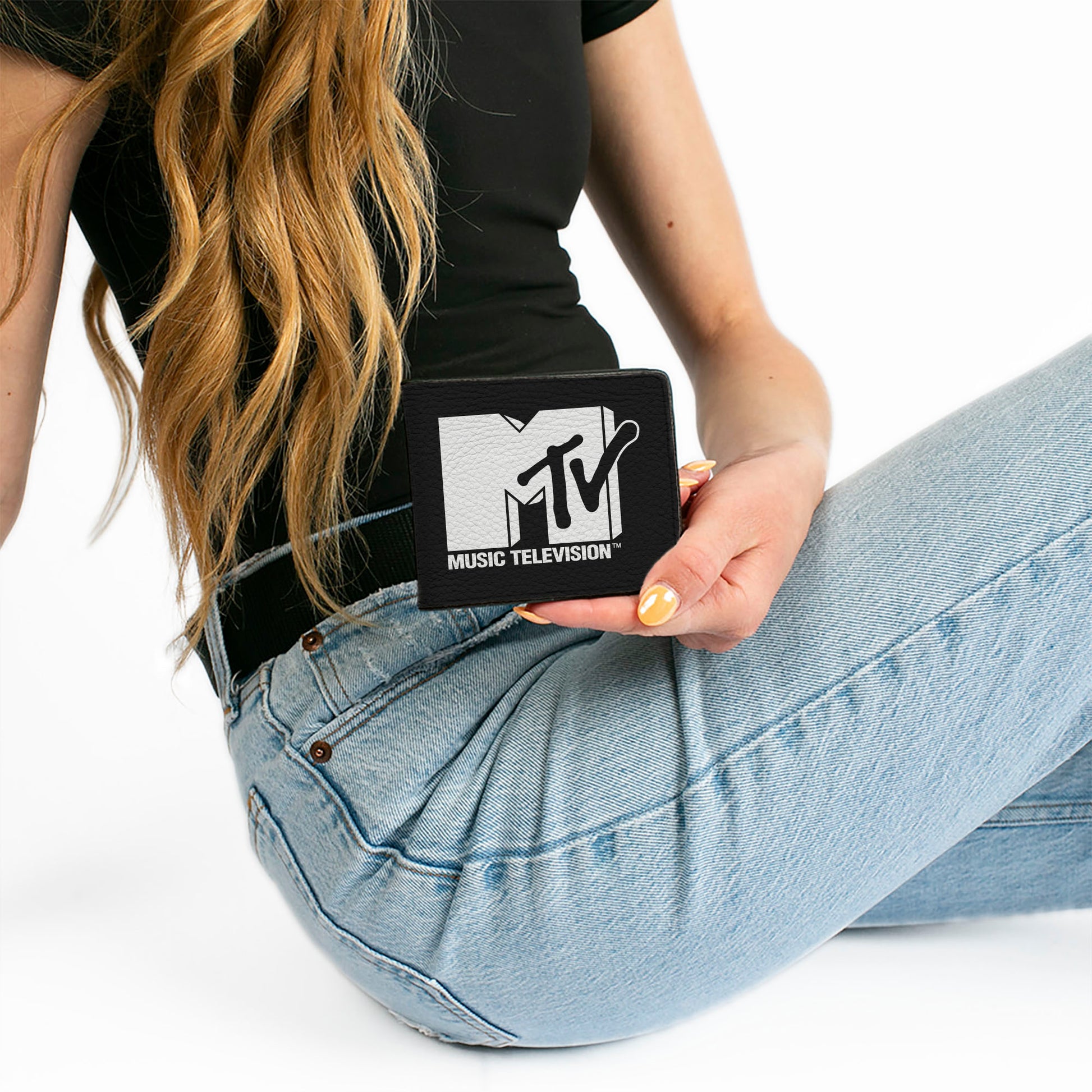 Bi-Fold Wallet - MTV Music Television Logo Black/White Bi-Fold Wallets MTV