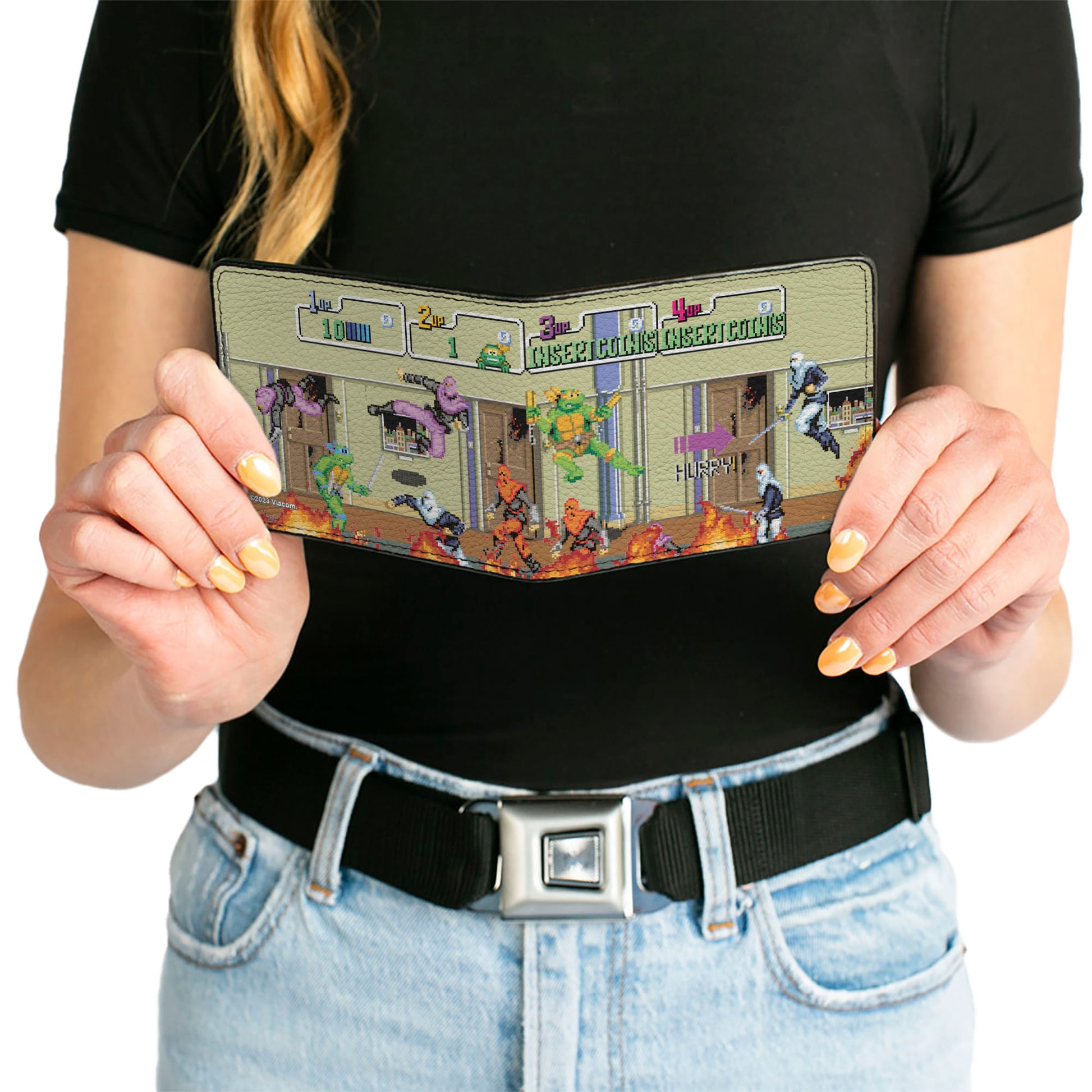 Bi-Fold Wallet - Teenage Mutant Ninja Turtles 8-Bit Video Battle Scene Bi-Fold Wallets Teenage Mutant Ninja Turtles
