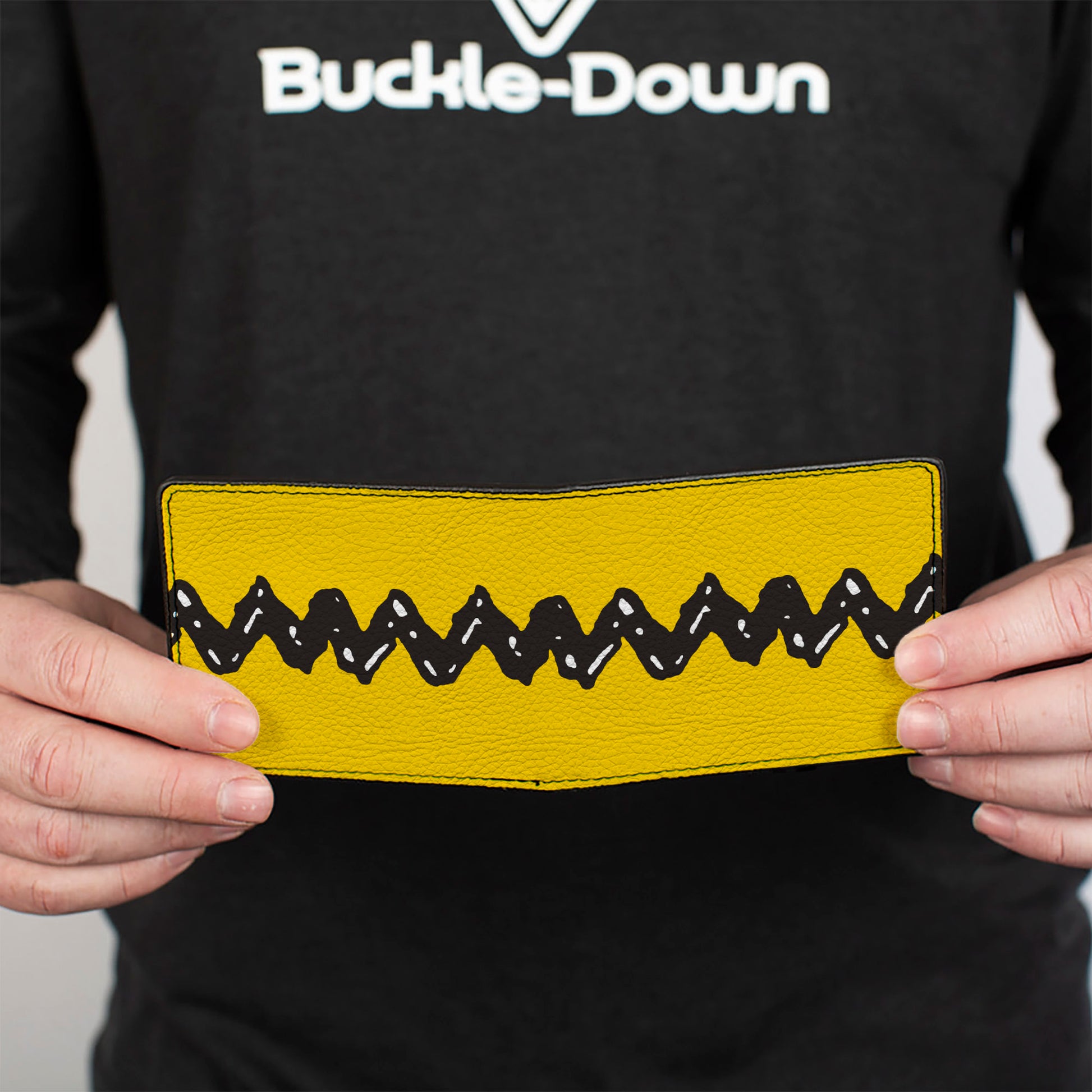 Bi-Fold Wallet - Peanuts Charlie Brown Zig Zag Stripe Yellow/Black Bi-Fold Wallets Peanuts