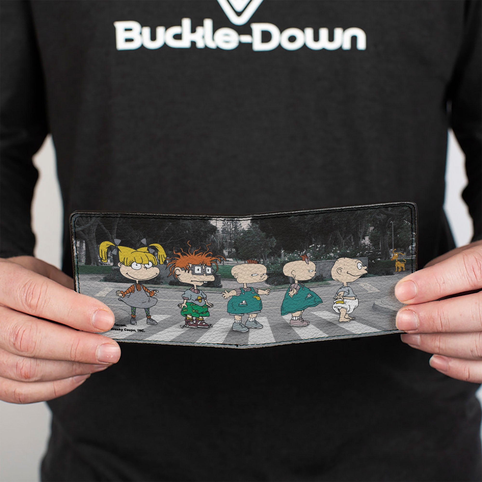 Bi-Fold Wallet - Rugrats 6-Character Road Crossing Scene Bi-Fold Wallets Rugrats