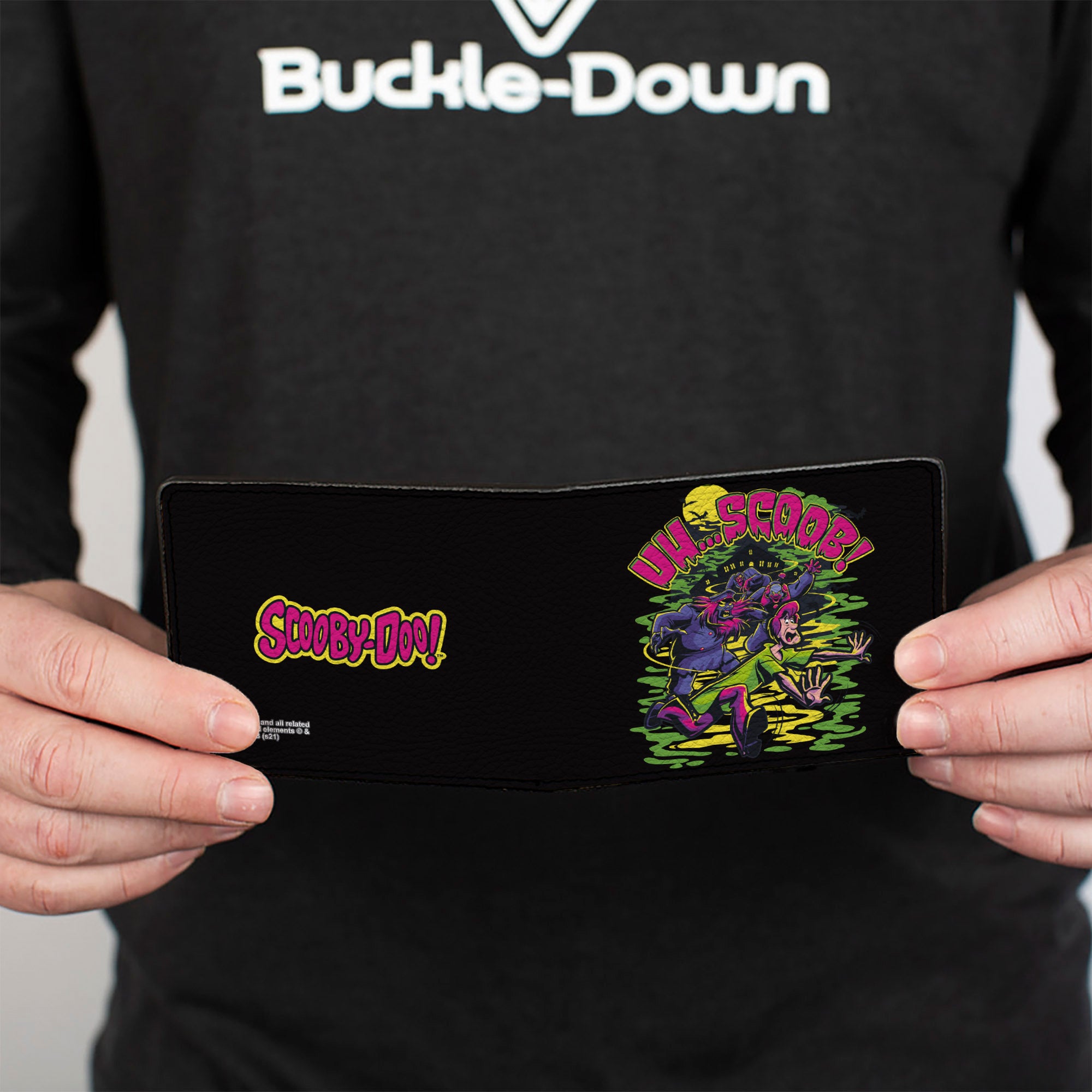 Bi-Fold Wallet - Scooby-Doo Monsters Chasing Shaggy UH SCOOB! Pose Green Yellow Pink Bi-Fold Wallets Scooby Doo