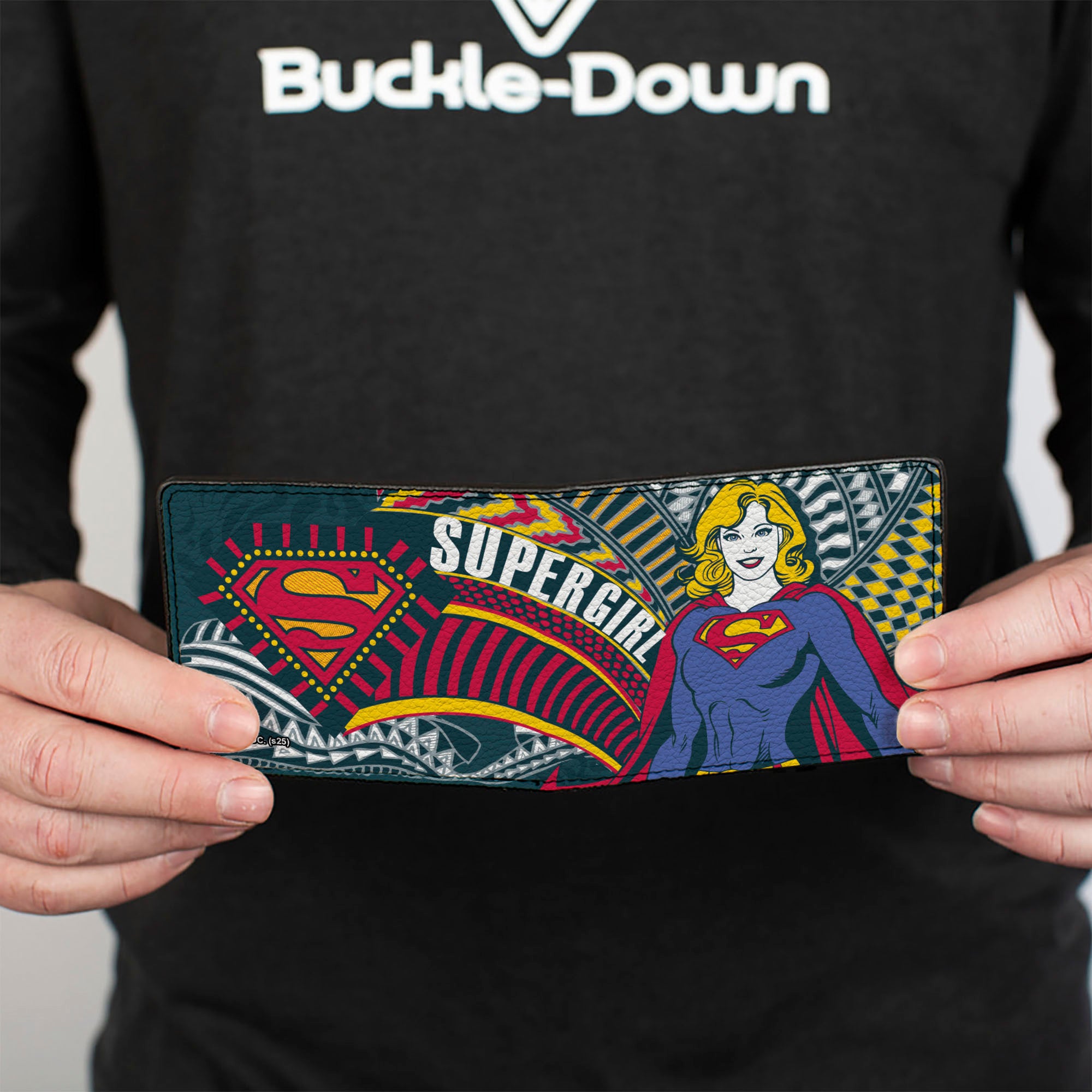Bi-Fold Wallet - SUPERGIRL Pose and Super Shield Navy/Red/Yellow Bi-Fold Wallets DC Comics