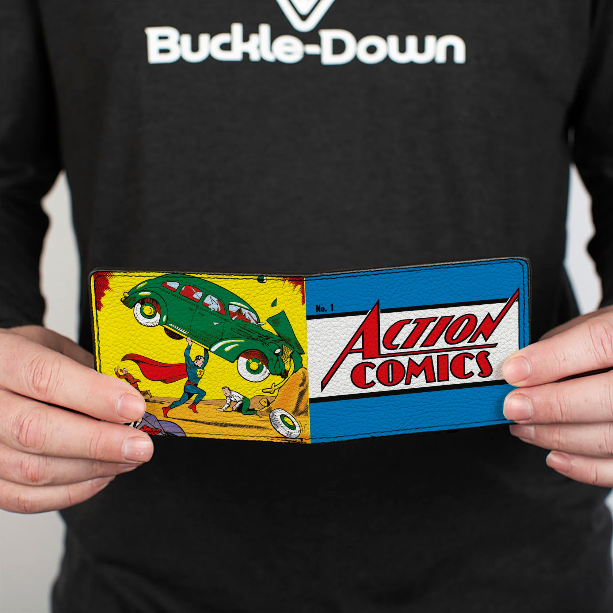 Bi-Fold Wallet - Superman ACTION COMICS Lifting Car Comic Book Cover Scene Bi-Fold Wallets DC Comics