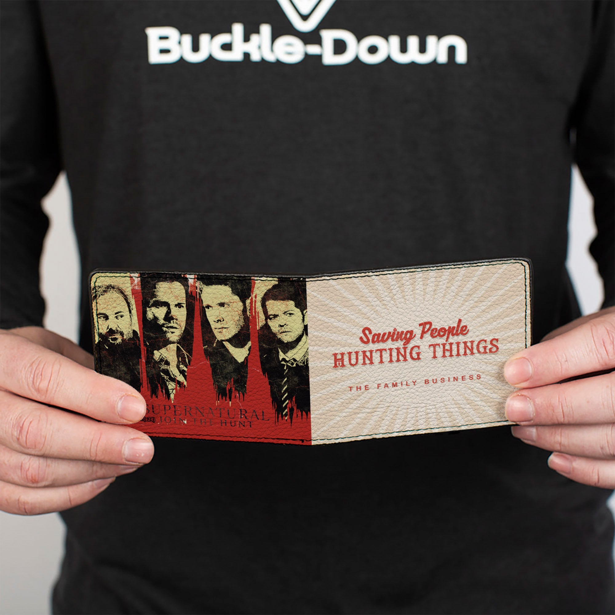 Bi-Fold Wallet - SUPERNATURAL SAVING PEOPLE HUNTING THINGS 4-Character Poses Red/Beige/Black Bi-Fold Wallets Supernatural