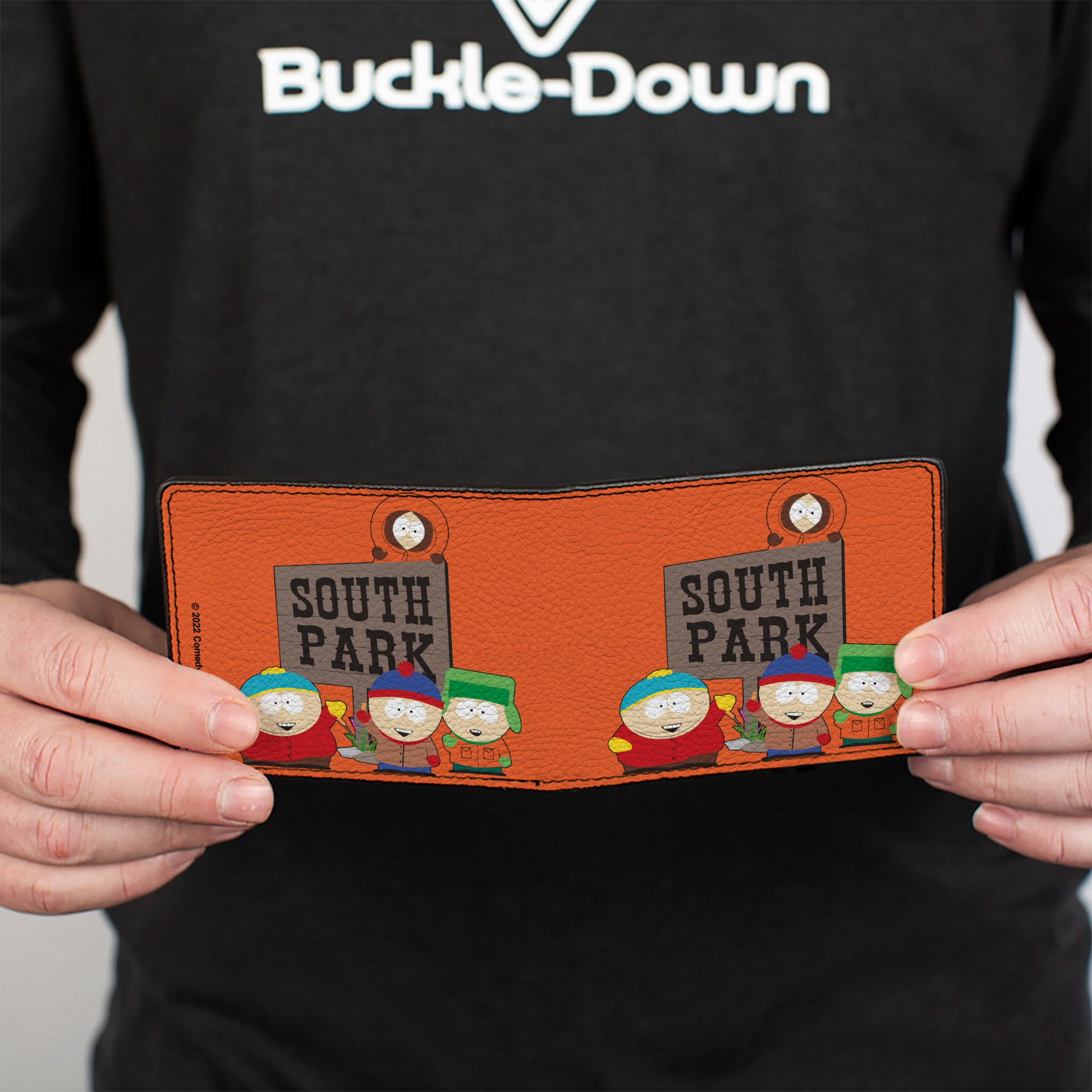 Bi-Fold Wallet - SOUTH PARK Sign Group Pose Orange Bi-Fold Wallets South Park