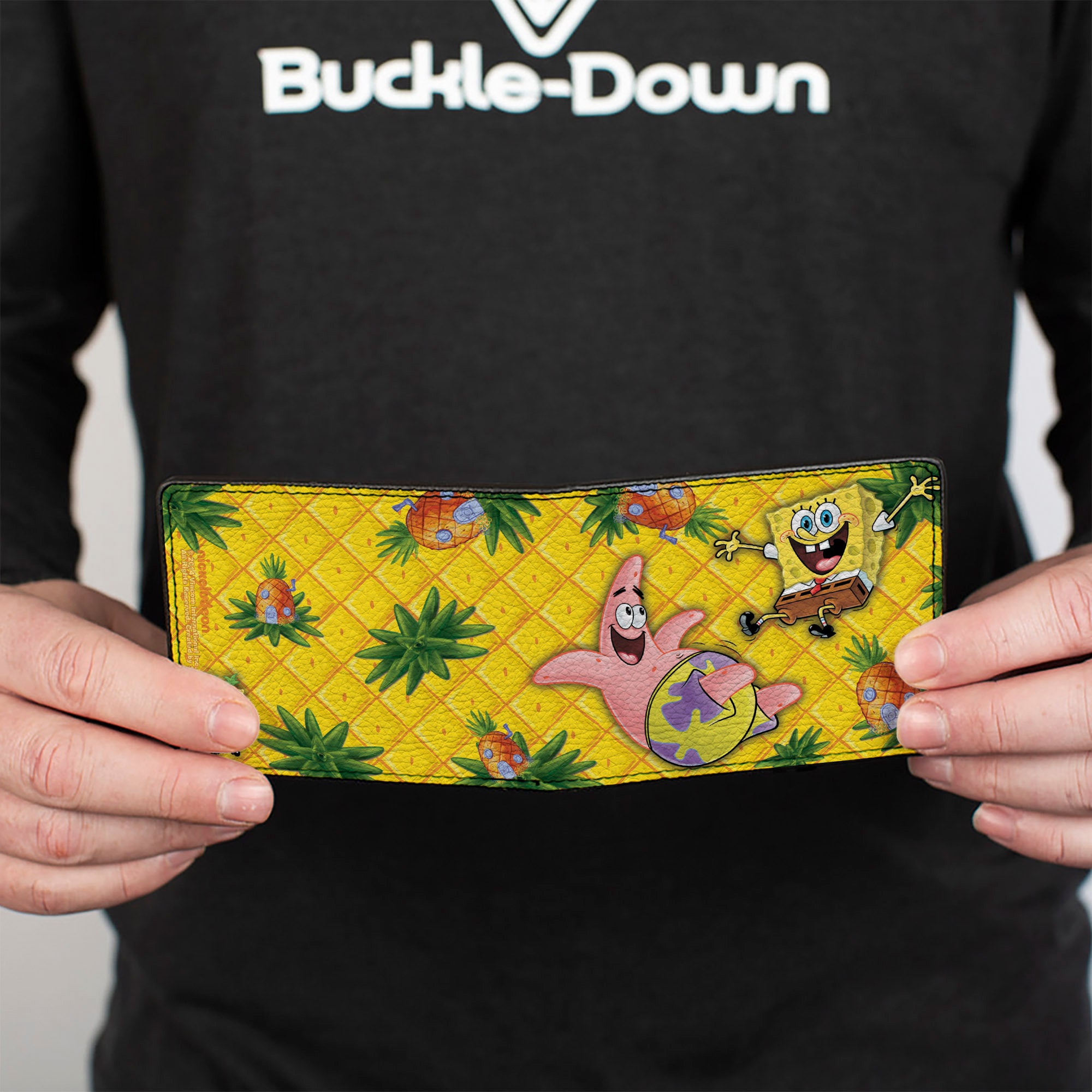 Bi-Fold Wallet - SpongeBob & Patrick Starfish Pose Pineapple Gold Bi-Fold Wallets SpongeBob SquarePants