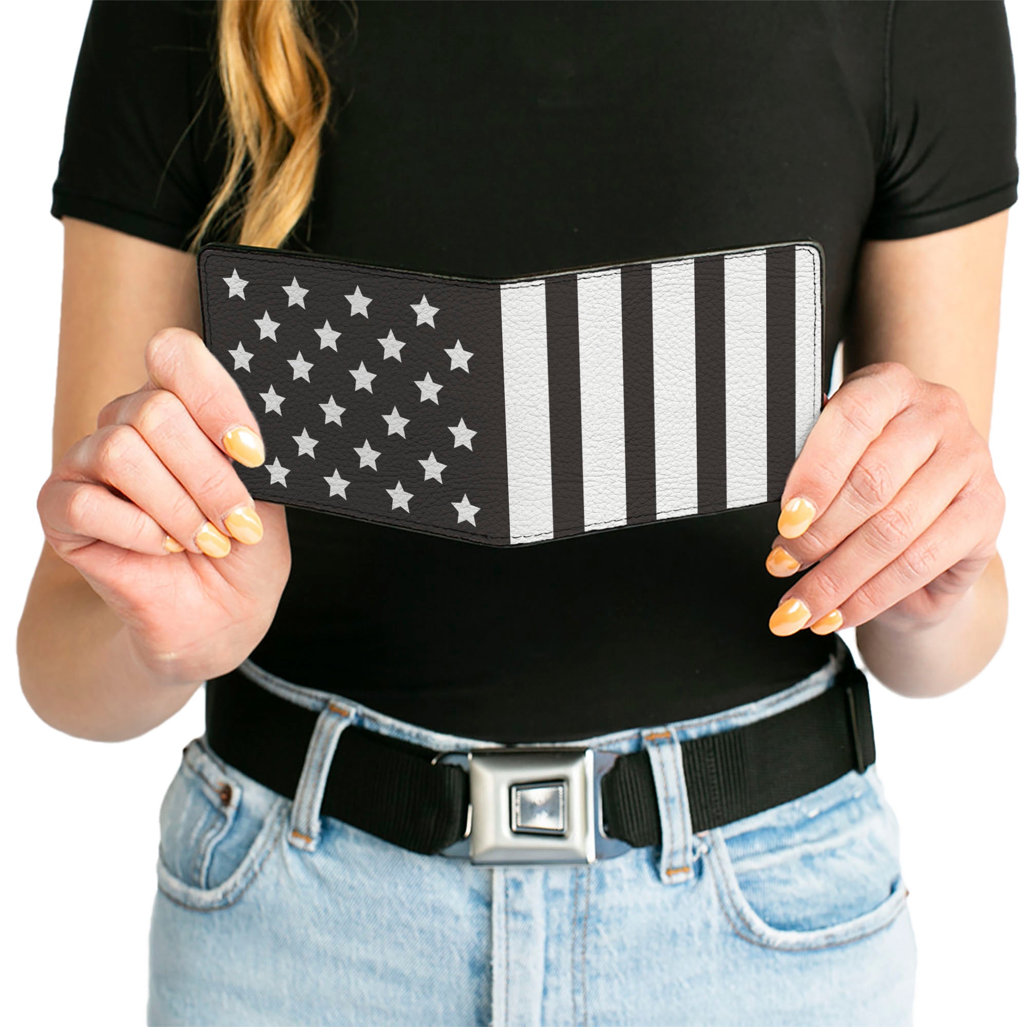 Bi-Fold Wallet - American Flag CLOSE-UP Black White Bi-Fold Wallets Buckle-Down