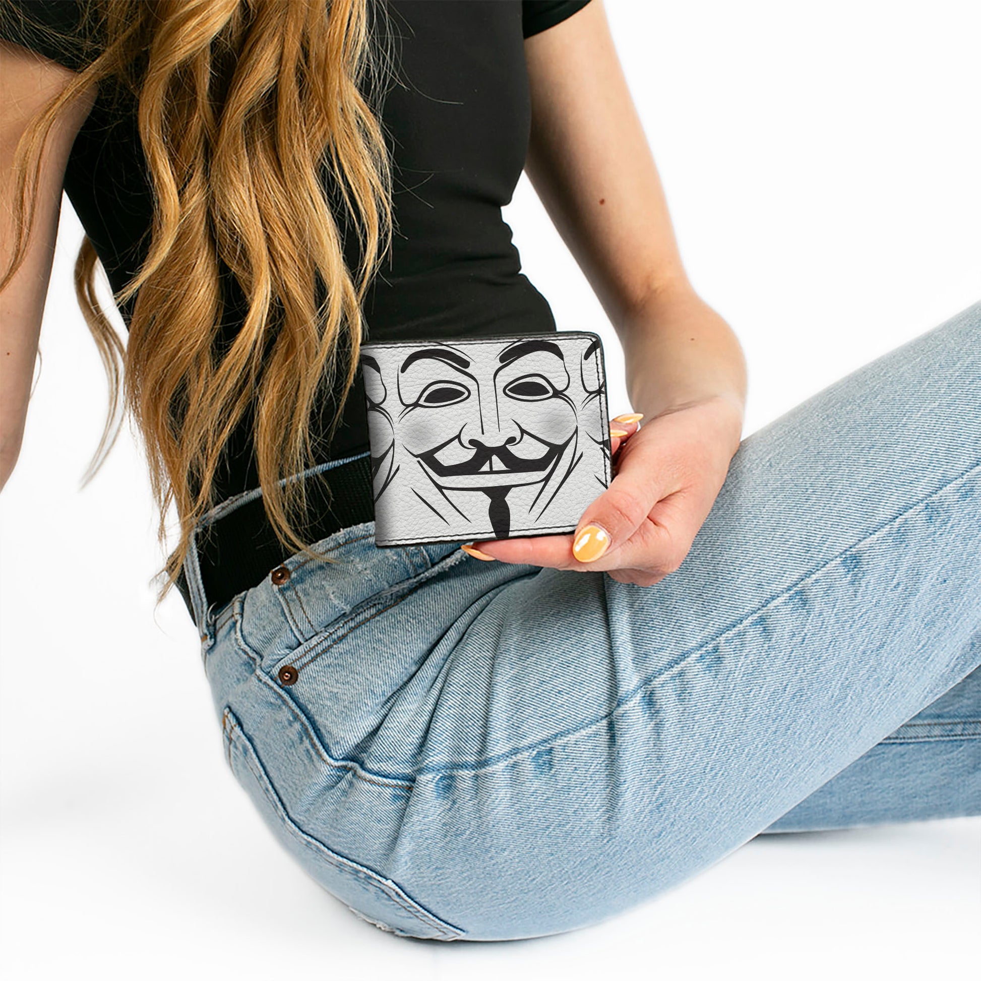 Bi-Fold Wallet - Anonymous Face C/U Repeat White/Black/Gray Bi-Fold Wallets Buckle-Down