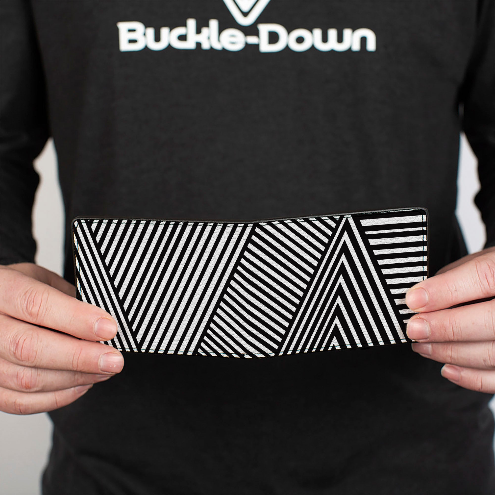 Bi-Fold Wallet - Eighties 7 Black White Bi-Fold Wallets Buckle-Down