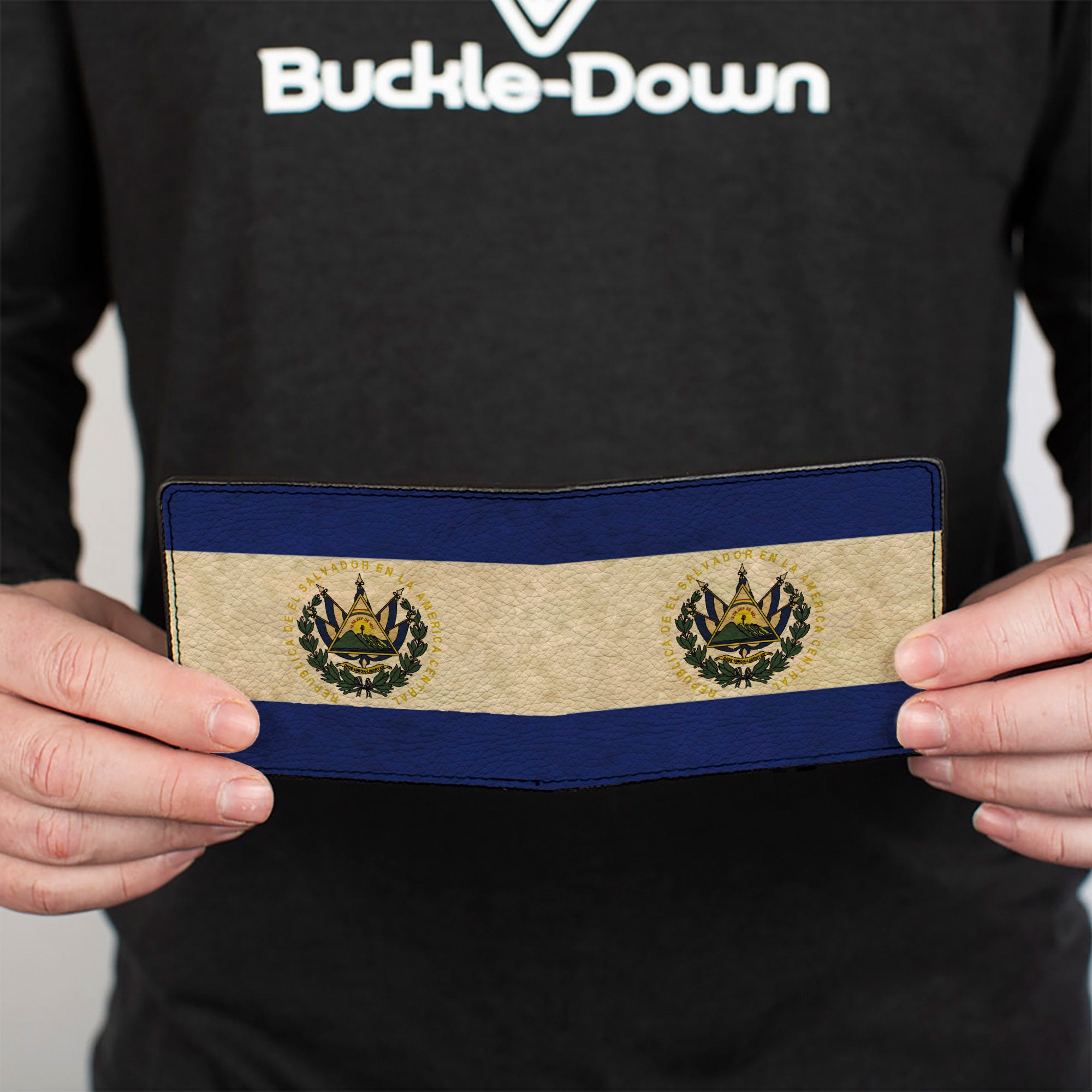 Bi-Fold Wallet - El Salvador Flag Black Bi-Fold Wallets Buckle-Down