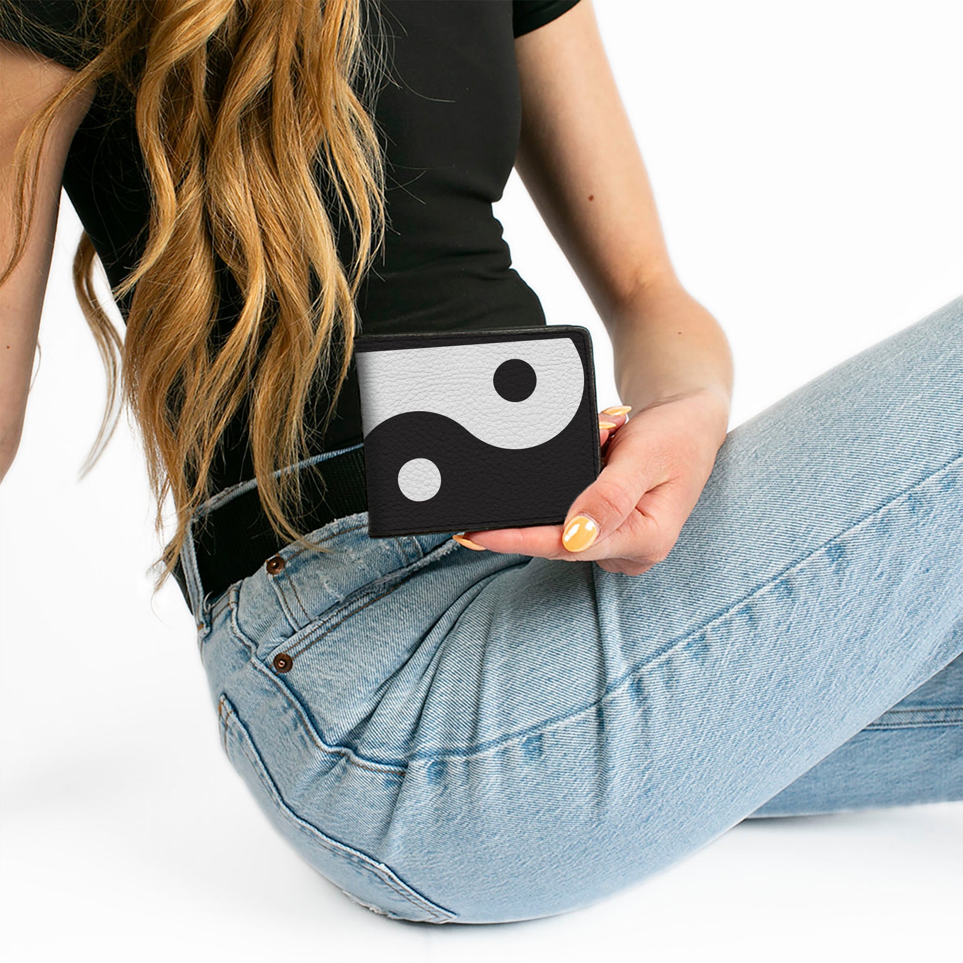 Bi-Fold Wallet - Yin Yang Symbol CLOSE-UP Characters Black White Bi-Fold Wallets Buckle-Down