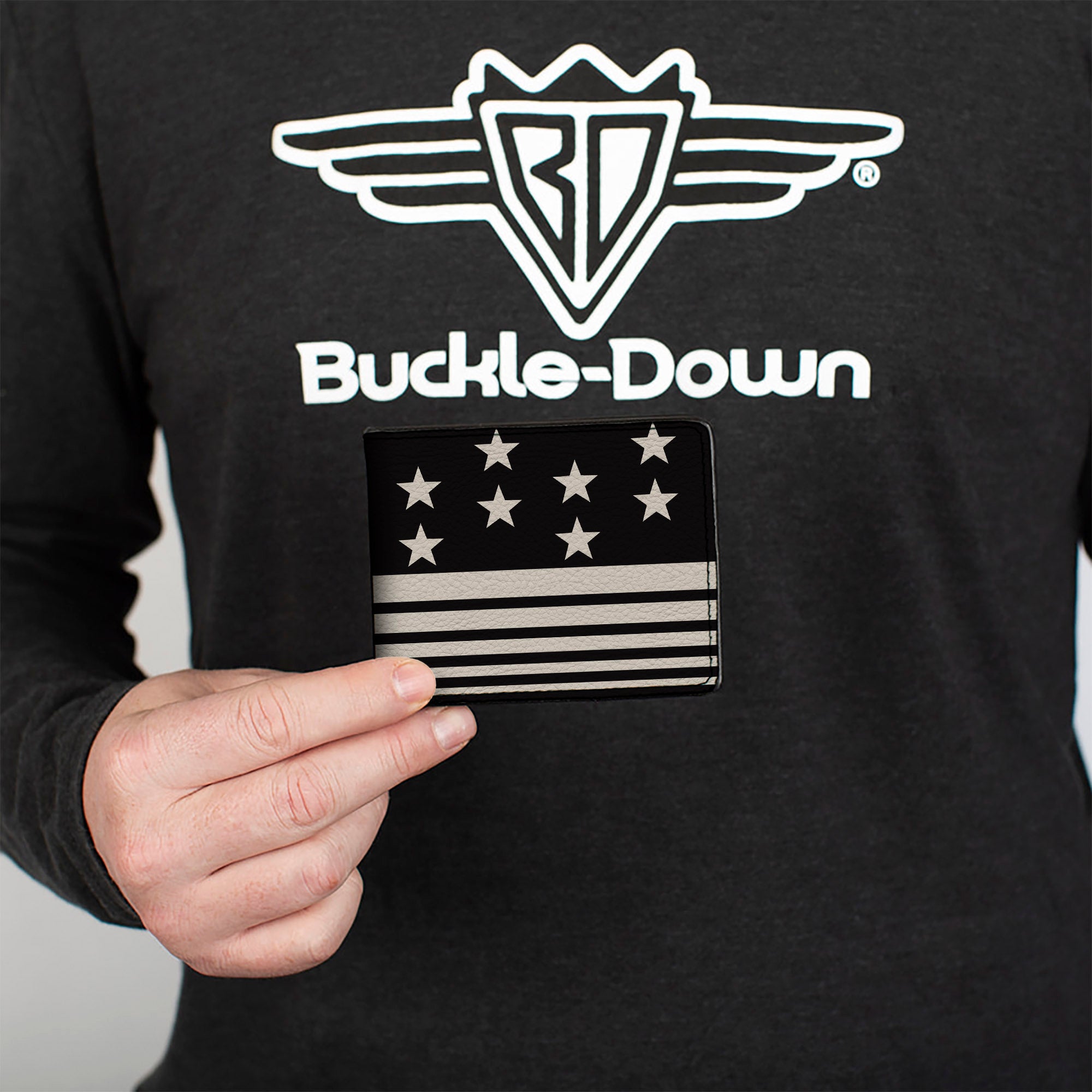 Bi-Fold Wallet - Americana Stars & Stripes8 Black Cream Bi-Fold Wallets Buckle-Down