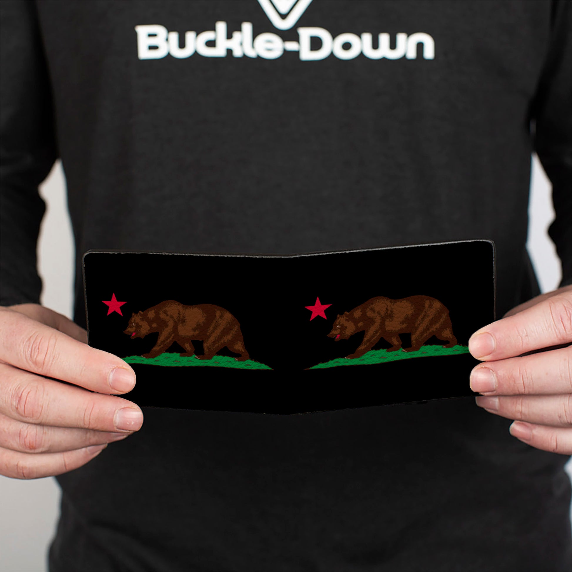Bi-Fold Wallet - California Flag Bear Black Bi-Fold Wallets Buckle-Down
