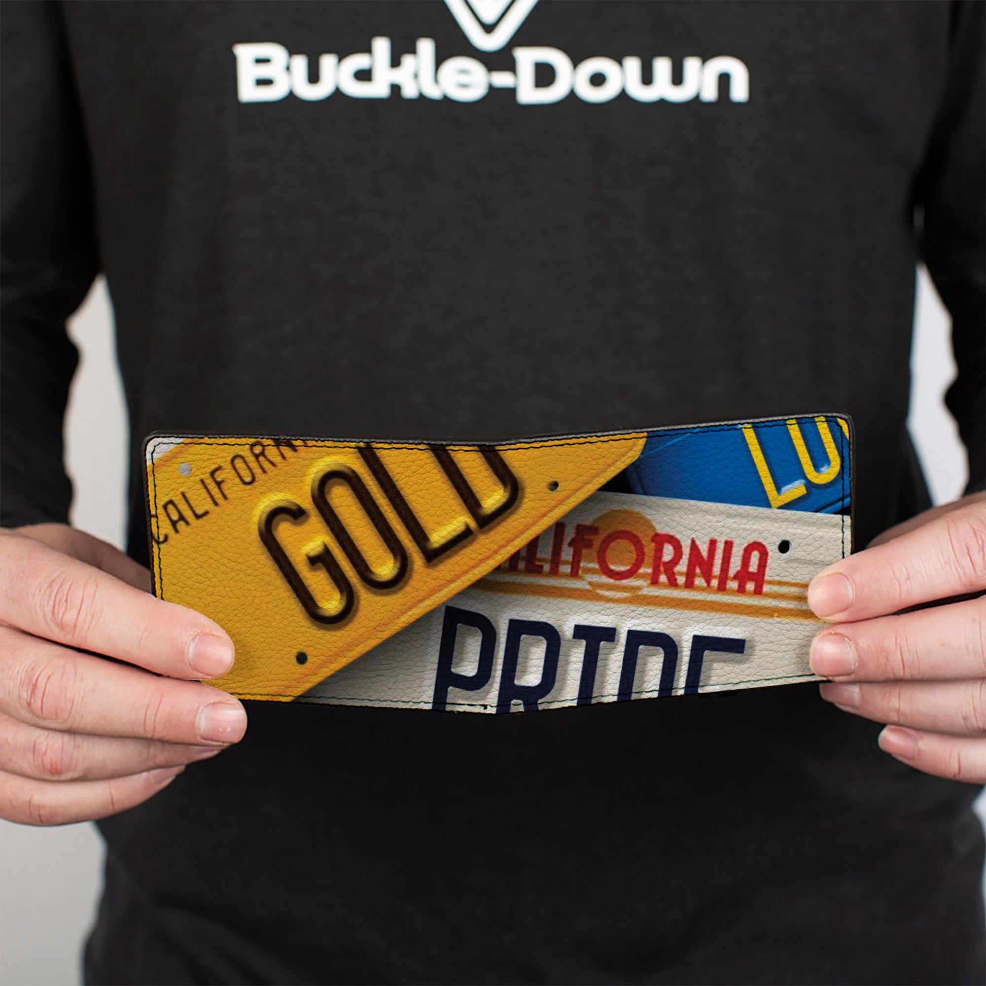 Bi-Fold Wallet - Cali License Plates Stacked Bi-Fold Wallets Buckle-Down