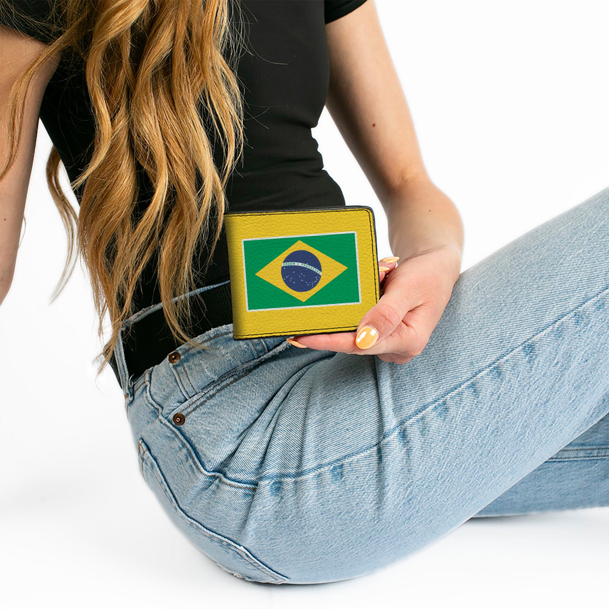 Bi-Fold Wallet - Global Soccer Cup Series Brazil Spirit Flag Bi-Fold Wallets Buckle-Down