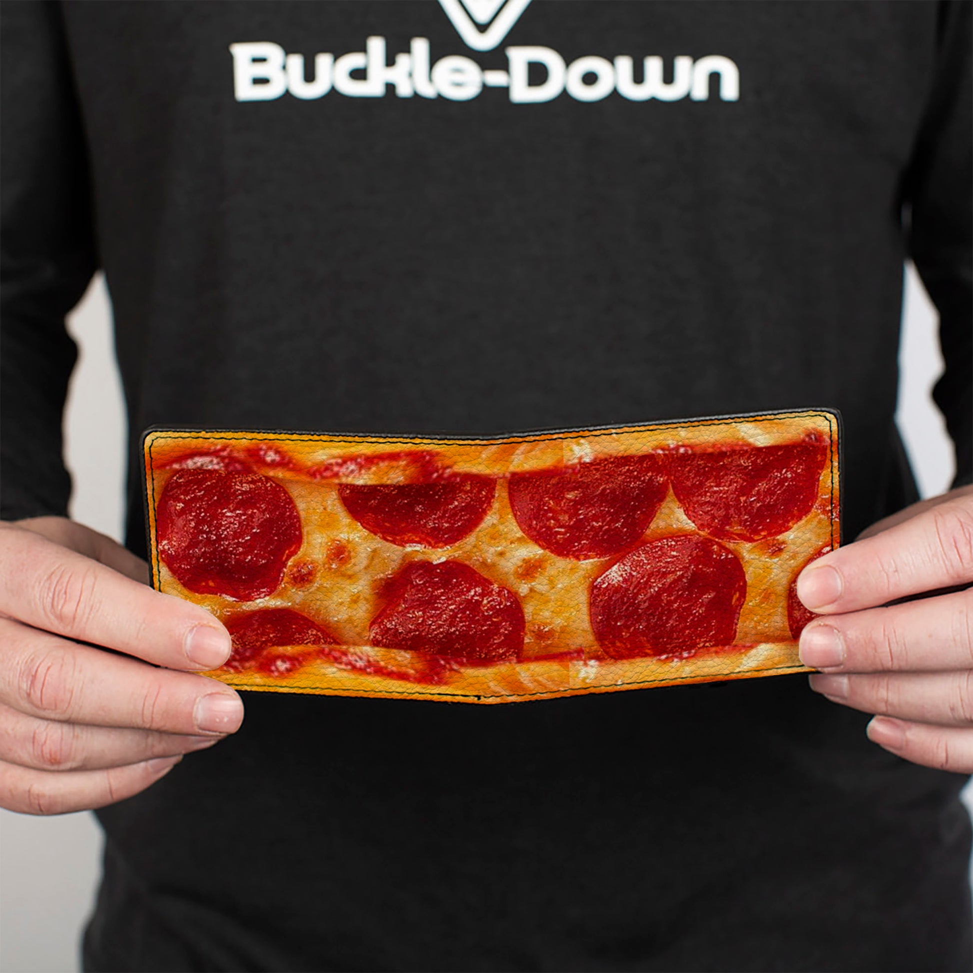 Bi-Fold Wallet - Pepperoni Pizza w Crust Vivid Bi-Fold Wallets Buckle-Down