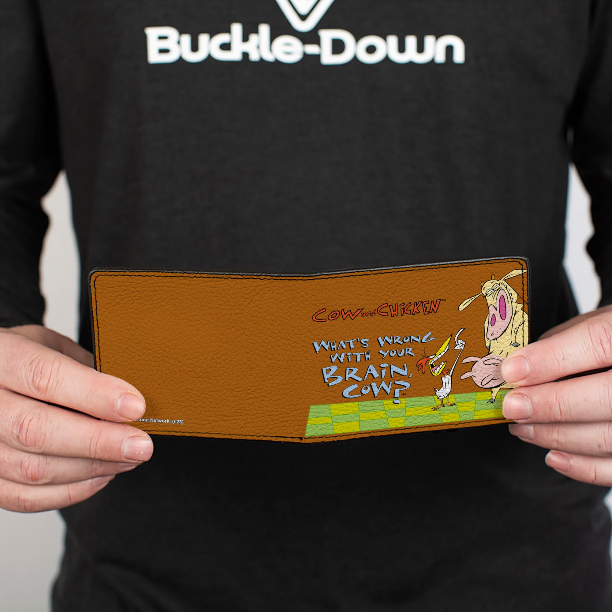 Bi-Fold Wallet - COW AND CHICKEN WHAT'S WRONG WITH YOUR BRAIN Pose Brown Bi-Fold Wallets Cow and Chicken