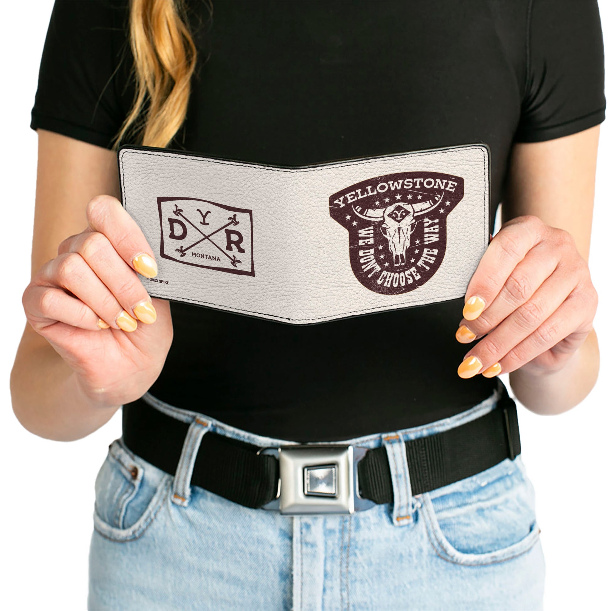 Bi-Fold Wallet - YELLOWSTONE WE DON'T CHOOSE THE WAY Badge White/Brown Bi-Fold Wallets Yellowstone