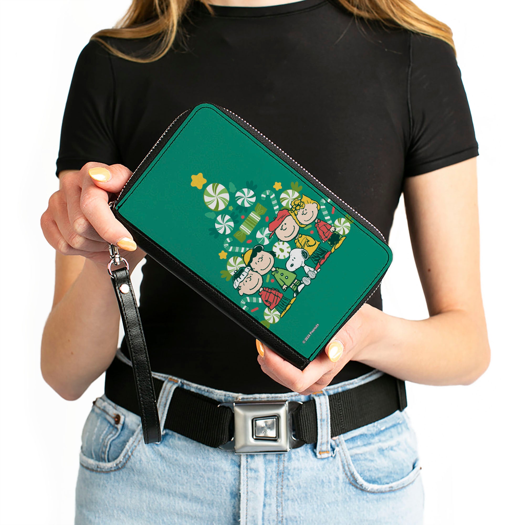 PU Zip Around Wallet Rectangle - Peanuts Holiday Christmas Tree Group Pose Greens Clutch Zip Around Wallets Peanuts