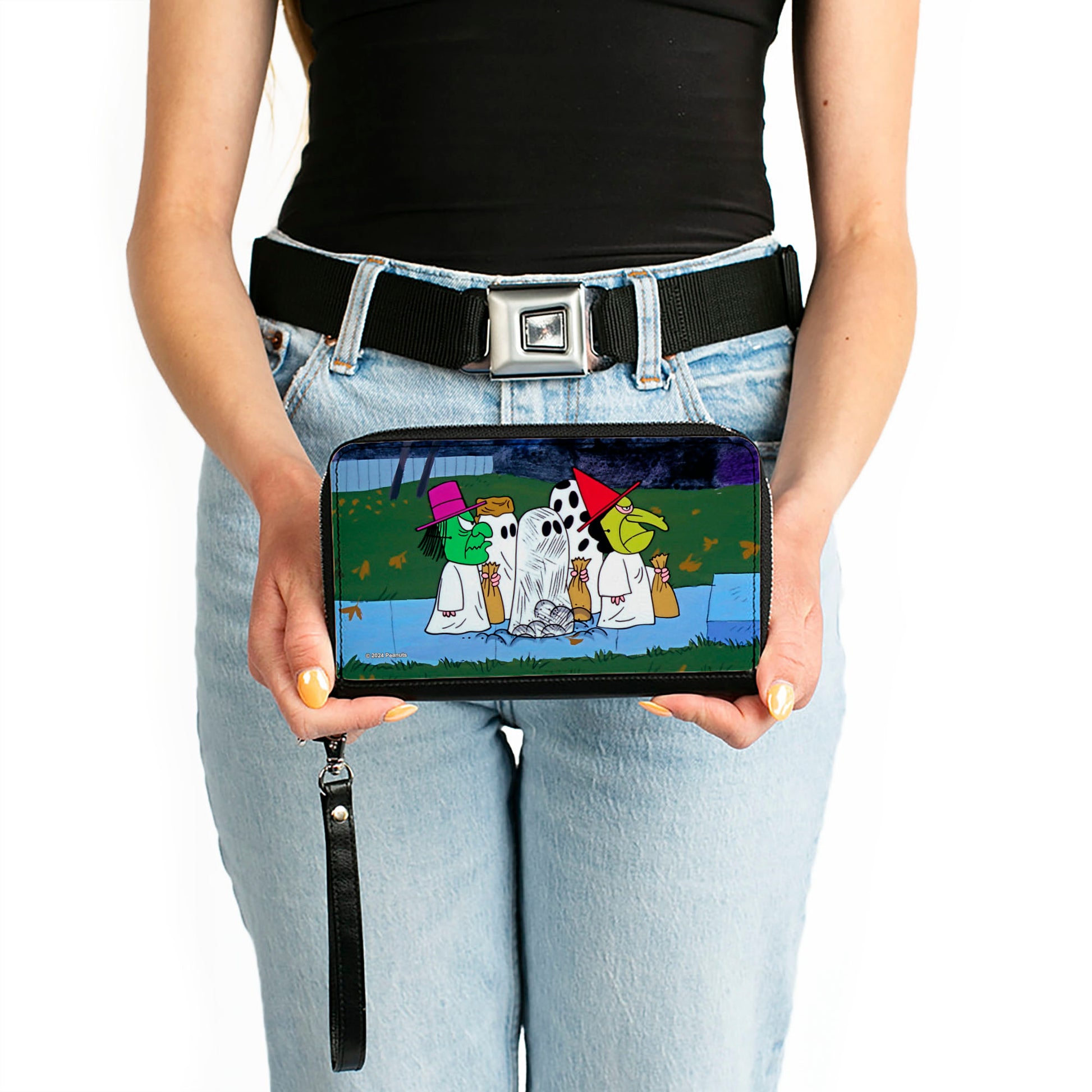 PU Zip Around Wallet Rectangle - Peanuts Gang Halloween Trick or Treat Group Pose Clutch Zip Around Wallets Peanuts