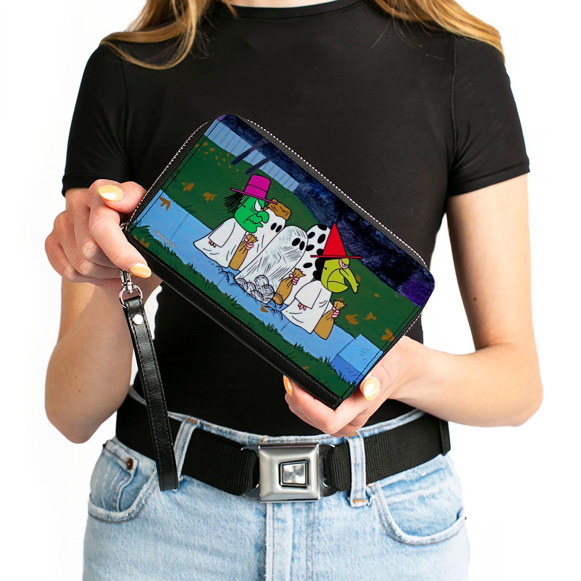 PU Zip Around Wallet Rectangle - Peanuts Gang Halloween Trick or Treat Group Pose Clutch Zip Around Wallets Peanuts