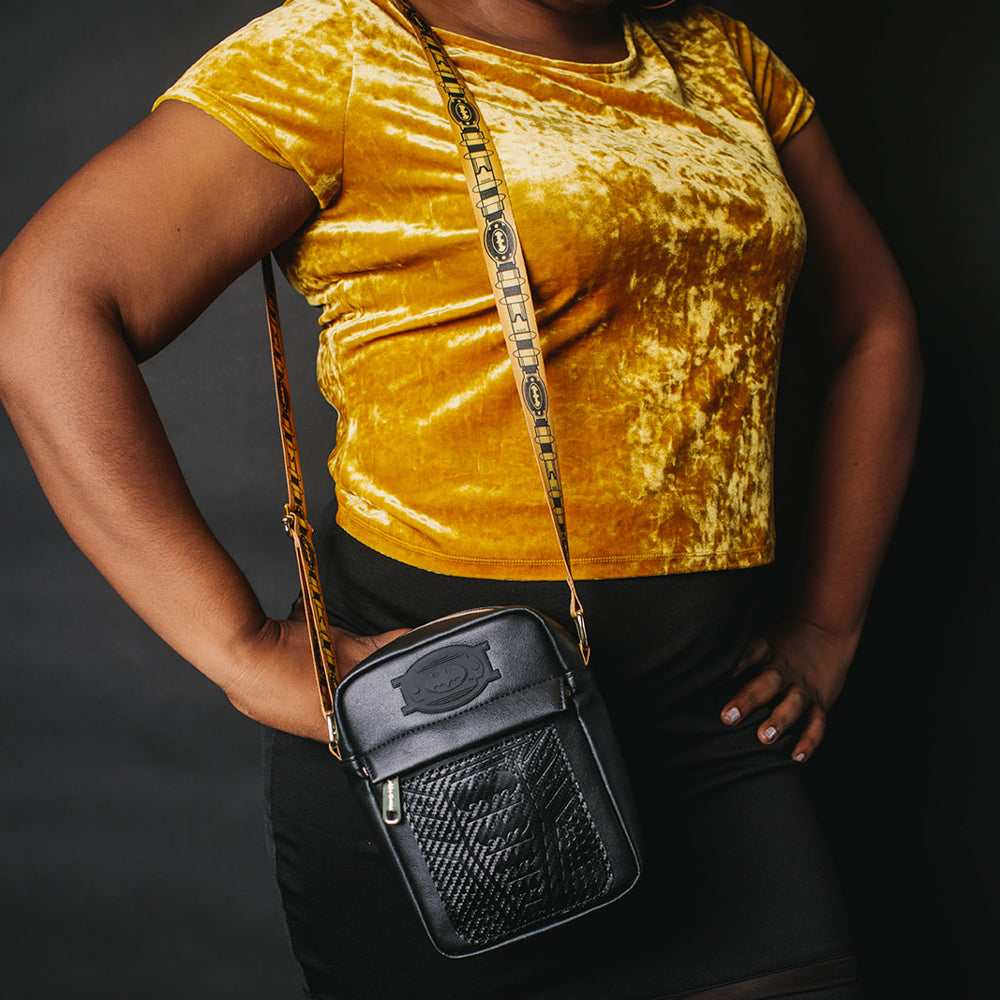 Women's Crossbody Wallet - Batman Embossed Bat Signal Crossbody Bags DC Comics   