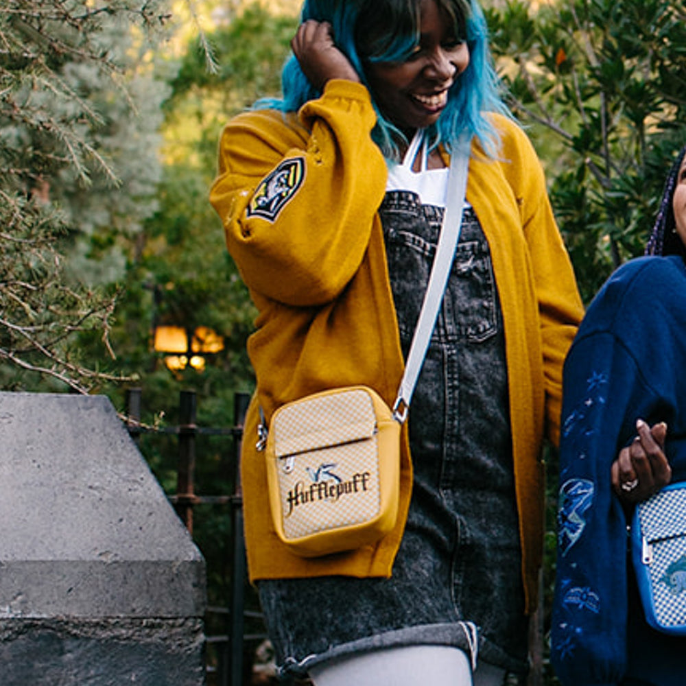 Women's Crossbody Wallet - Harry Potter HUFFLEPUFF Badger Icon Checker Yellow Gray Crossbody Bags Harry Potter